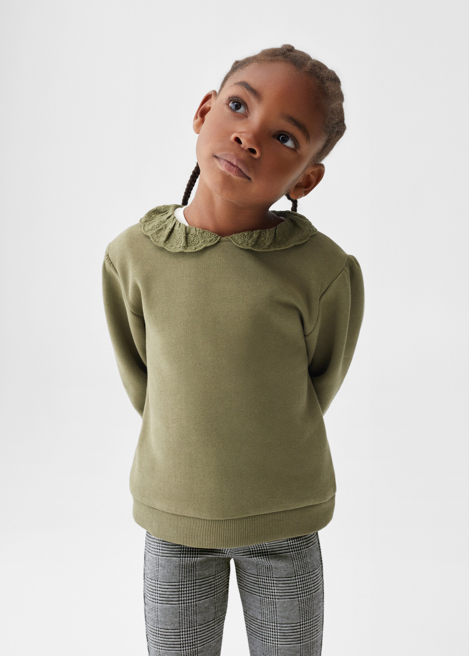 Sweatshirt mit Babydollkragen - Mittlere Ansicht