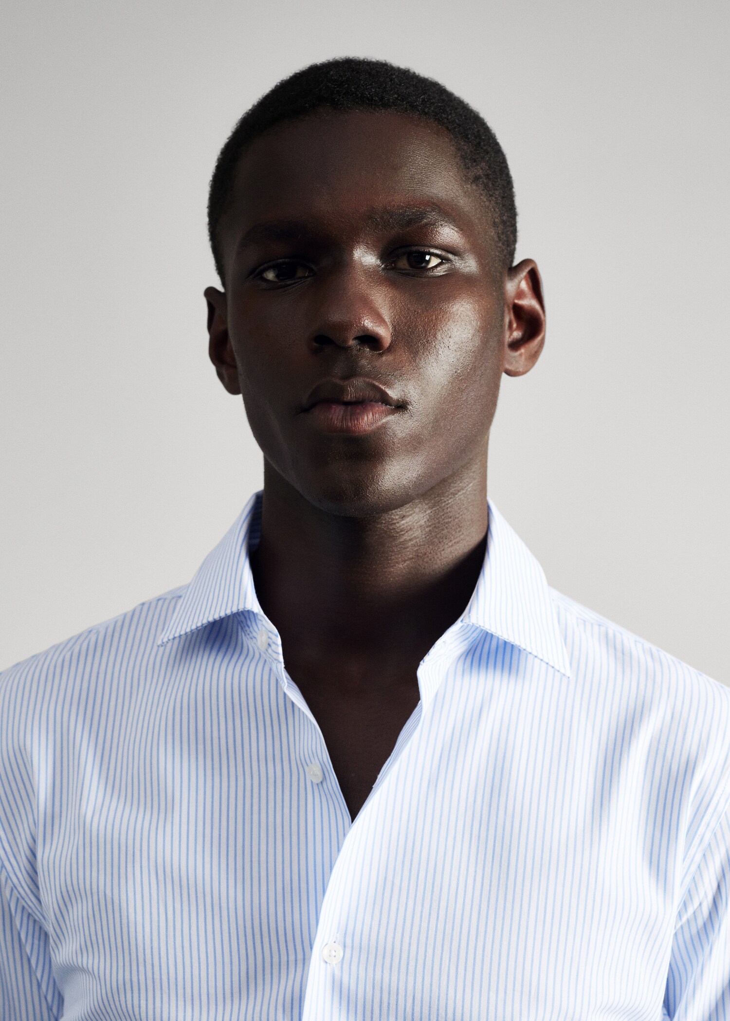 Slim fit thousand striped suit shirt - Details of the article 1