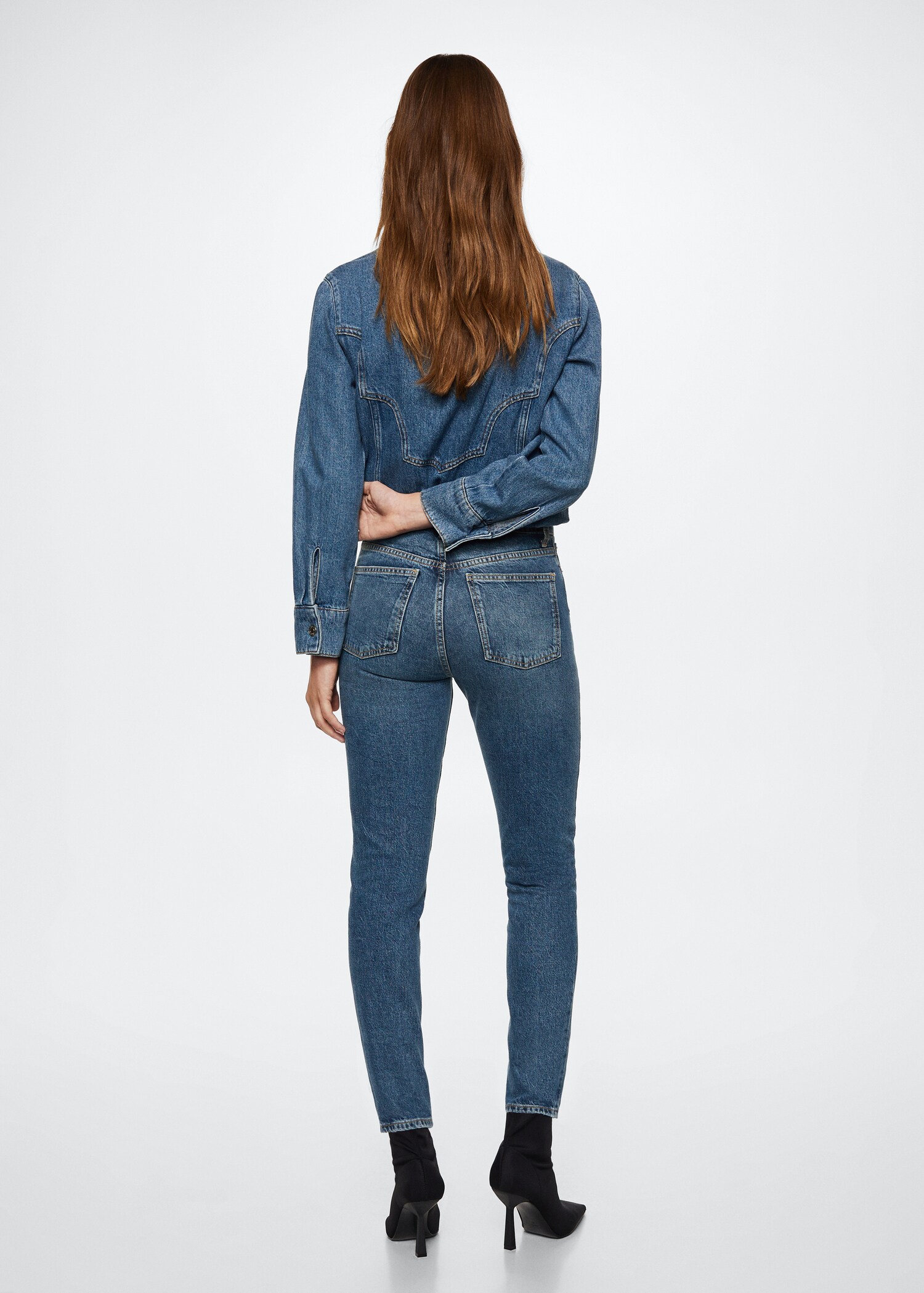 Jeans met sierstiksels - Achterkant van het artikel