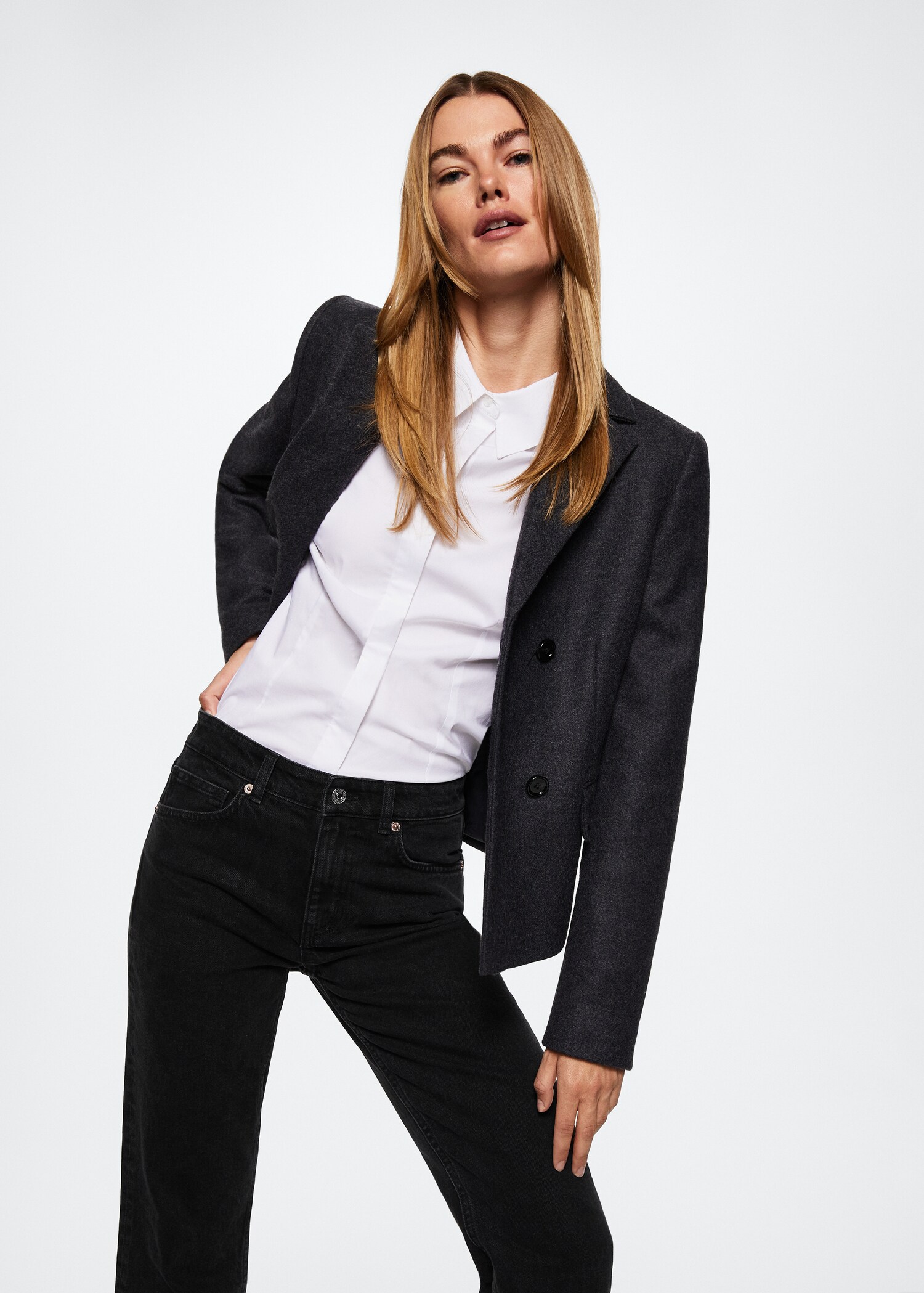 Medium-rise flared jeans  - Details of the article 4