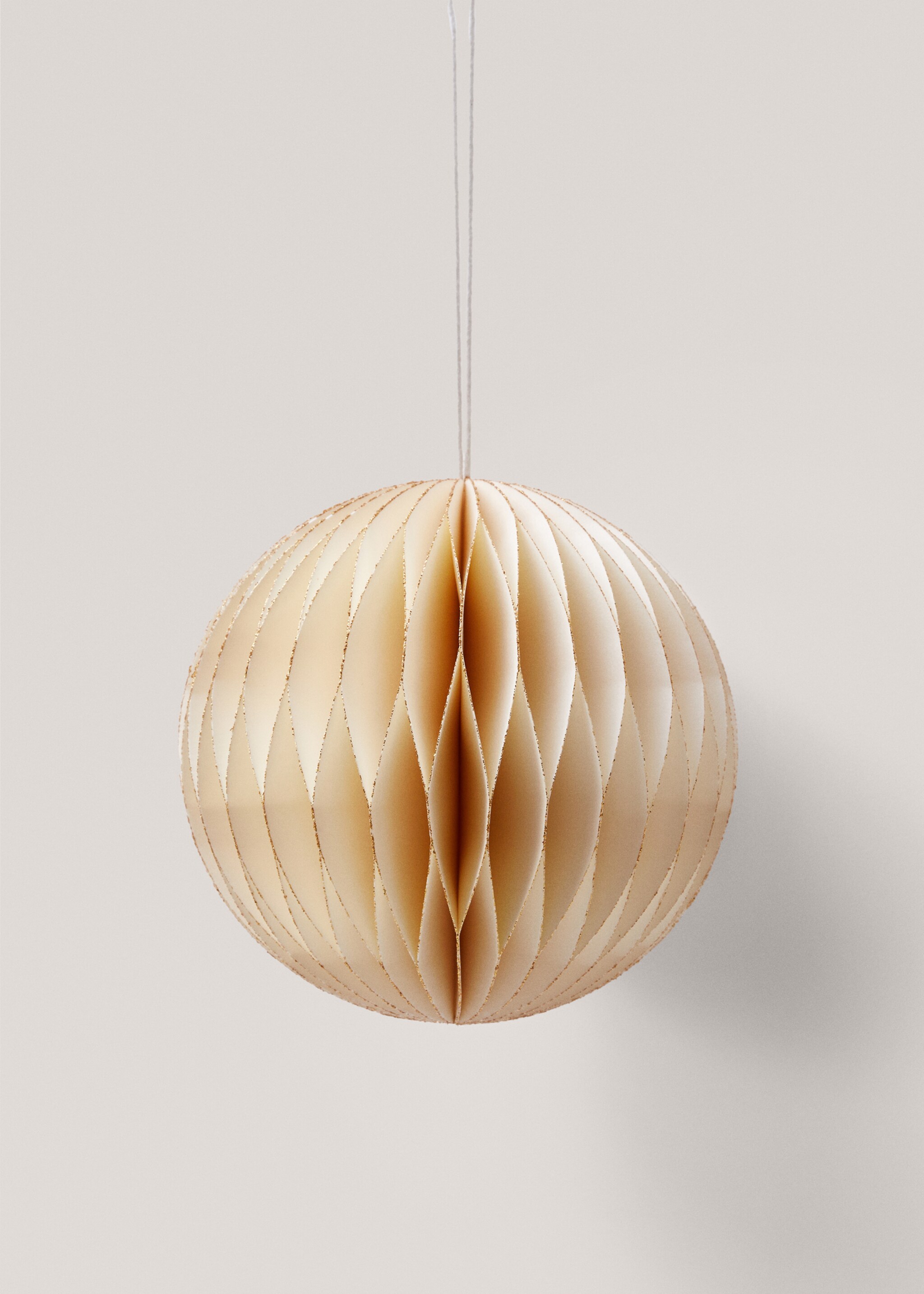 Christmas ball ornament - Details of the article 1