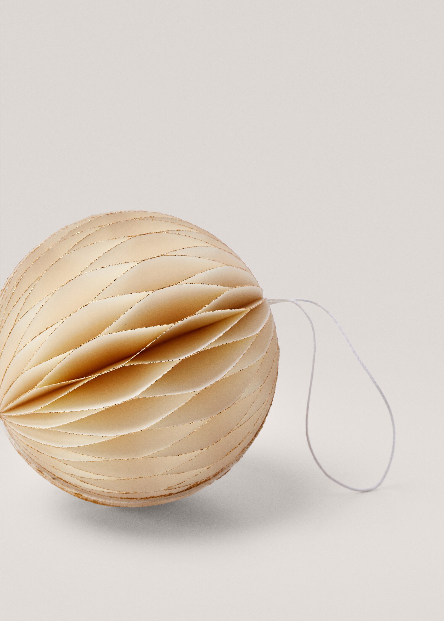 Christmas ball ornament - Details of the article 3