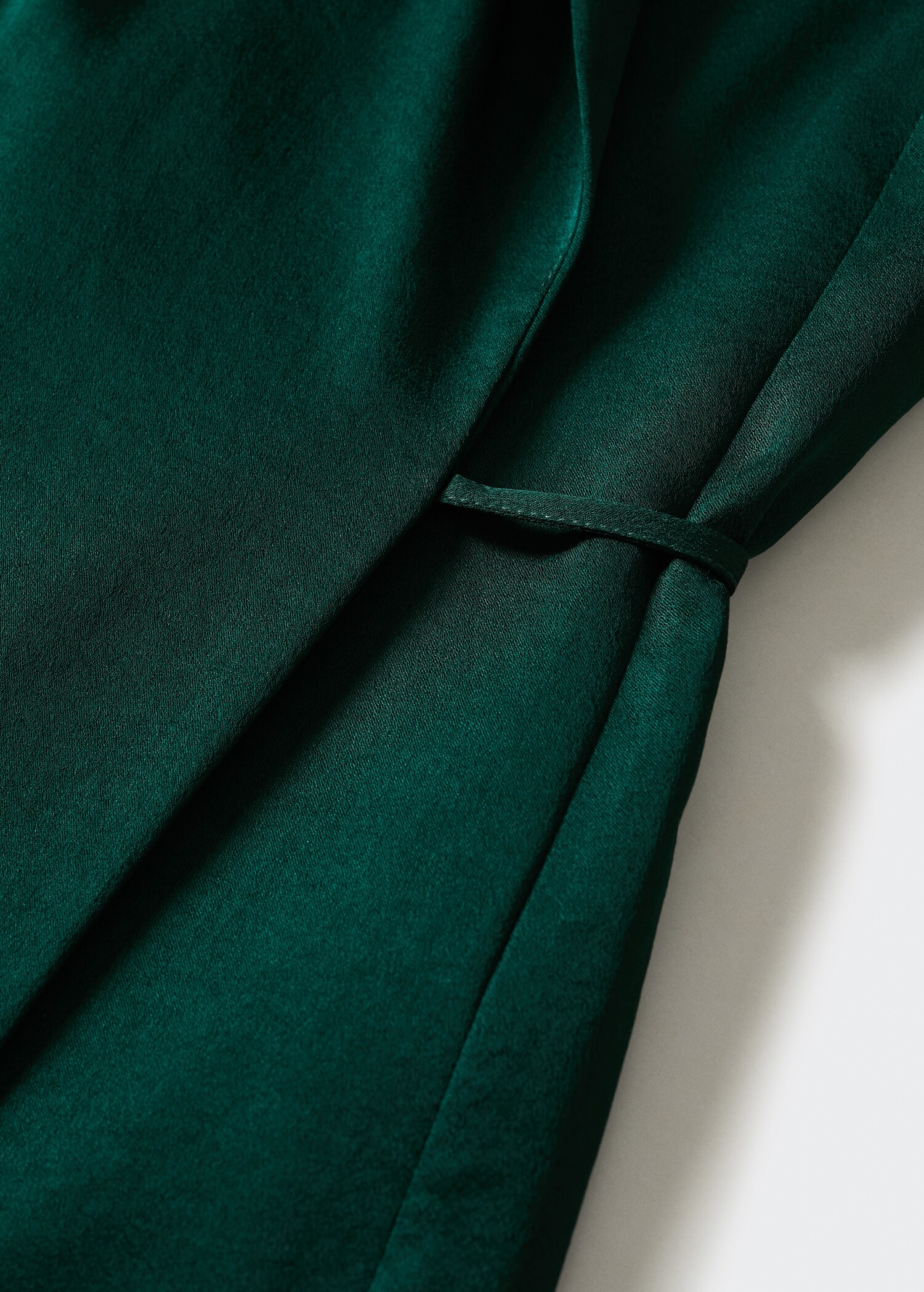 Vestido satinado cruzado - Detalle del artículo 8
