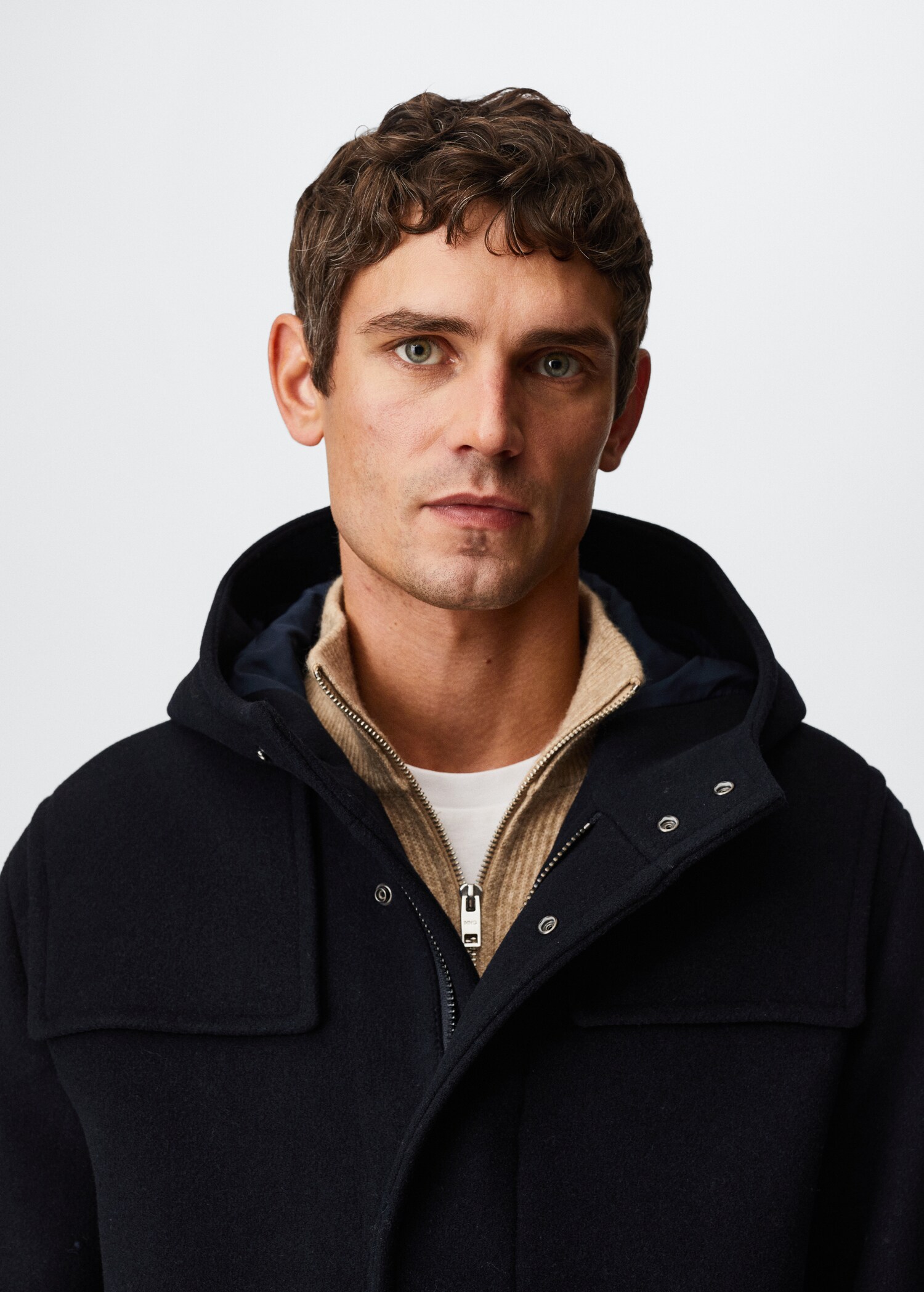 Hooded wool coat - Details of the article 1