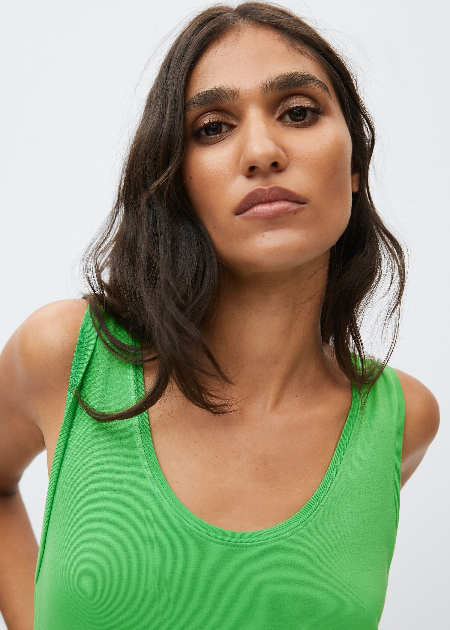 Flowy strap top - Details of the article 1