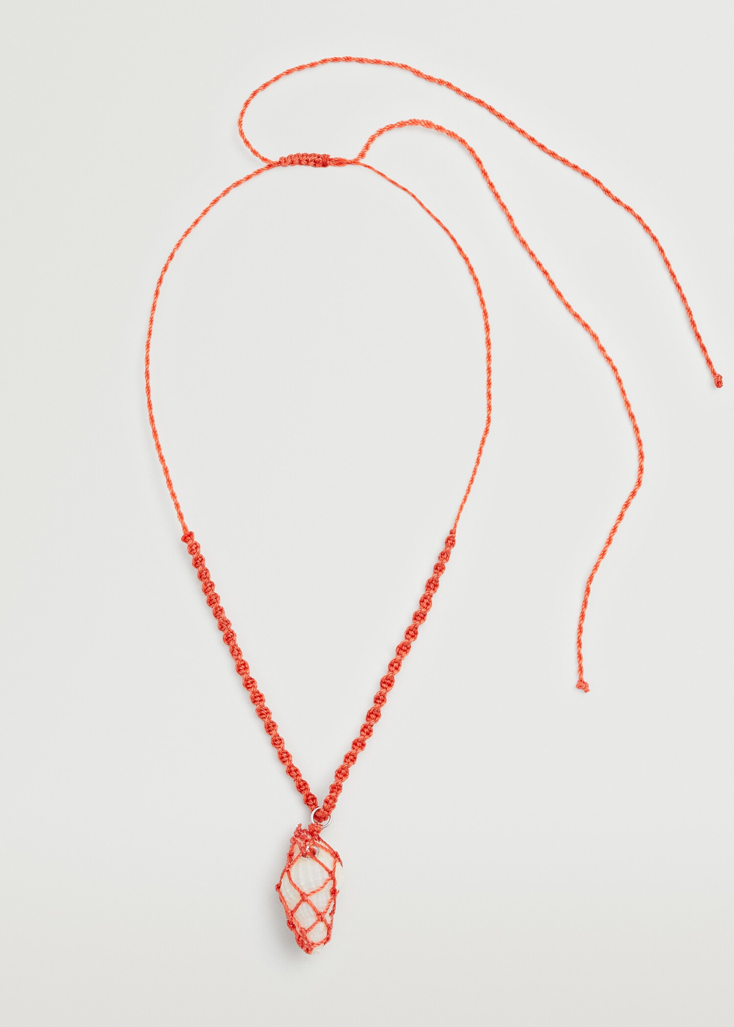 Halsband med snäcka - Artikel utan modell