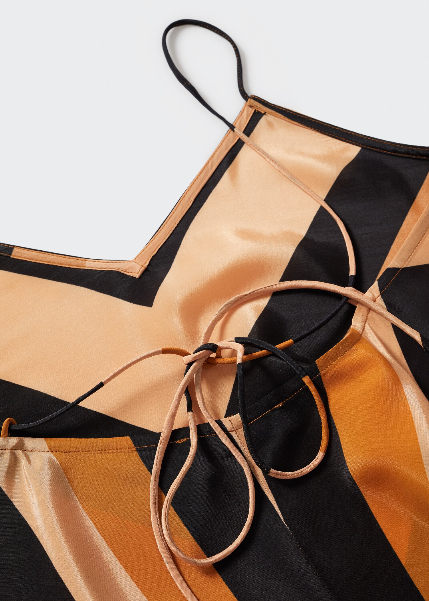 Vestido rayas satinado - Detalle del artículo 8