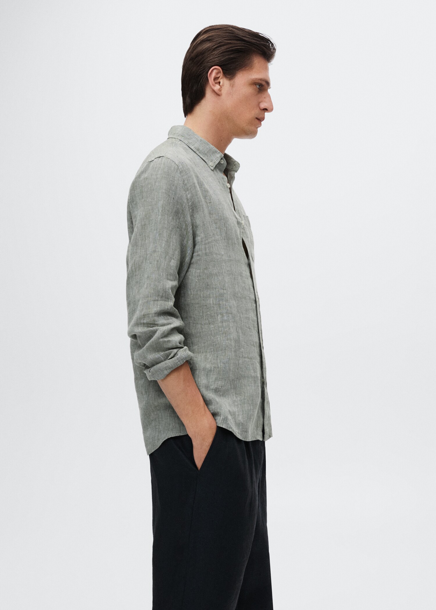 100% linen slim-fit shirt - Details of the article 2