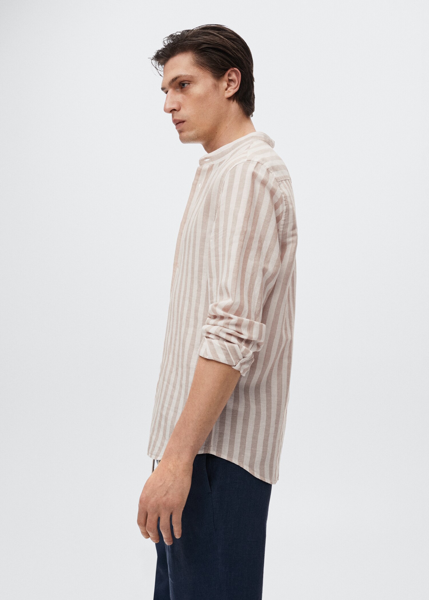 Chemise regular-fit lin rayures  - Détail de l'article 2
