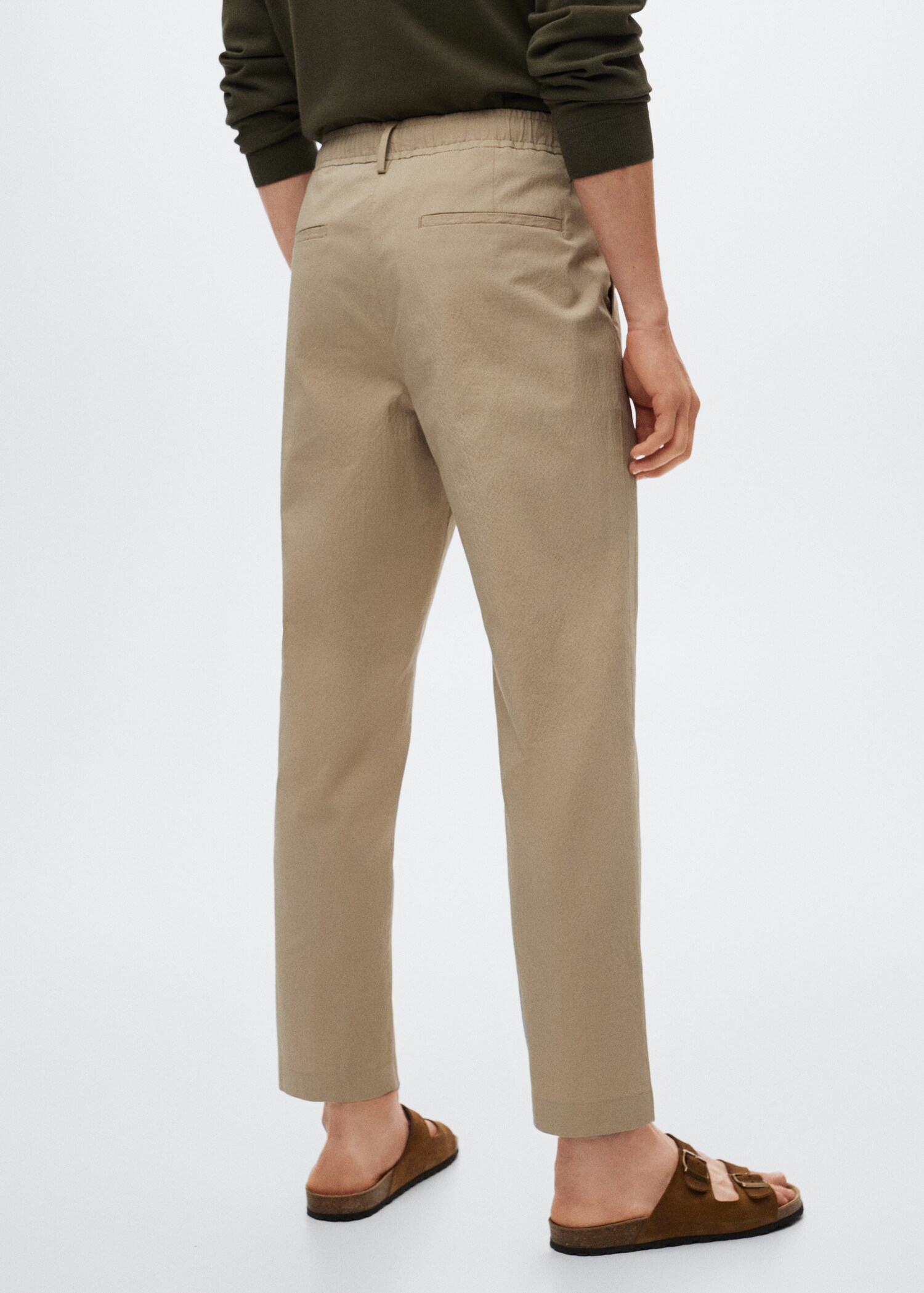 Pantalón pinzas efecto seersucker - Reverso del artículo