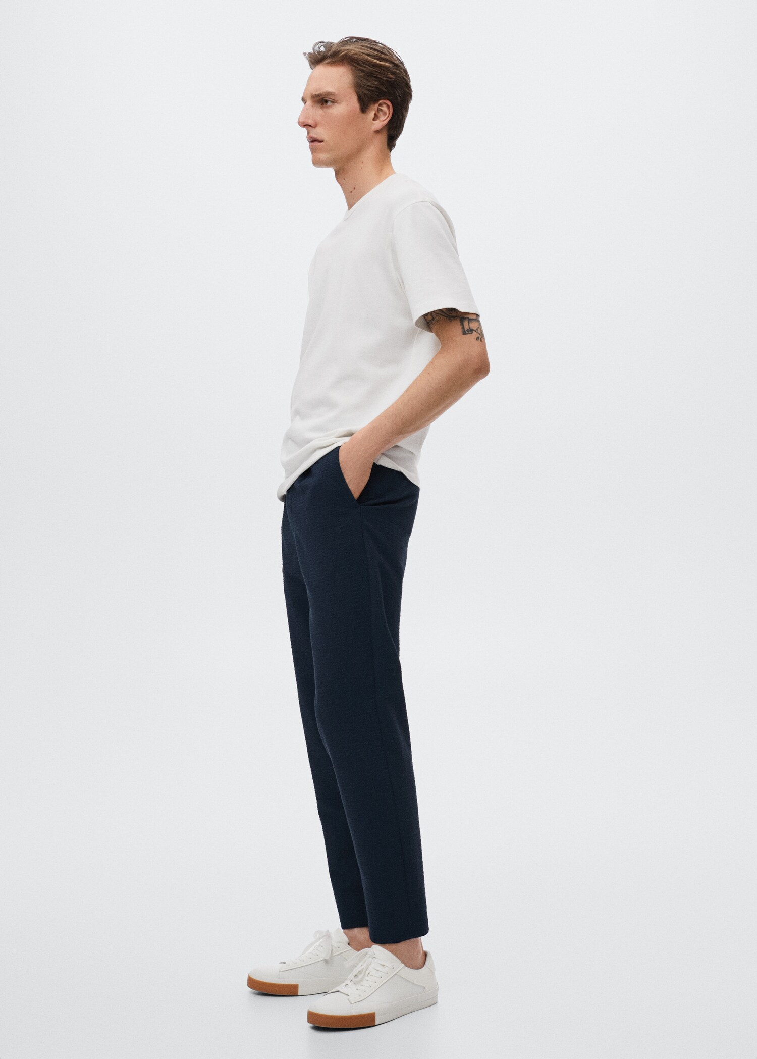 Pantalón pinzas efecto seersucker - Detalle del artículo 2