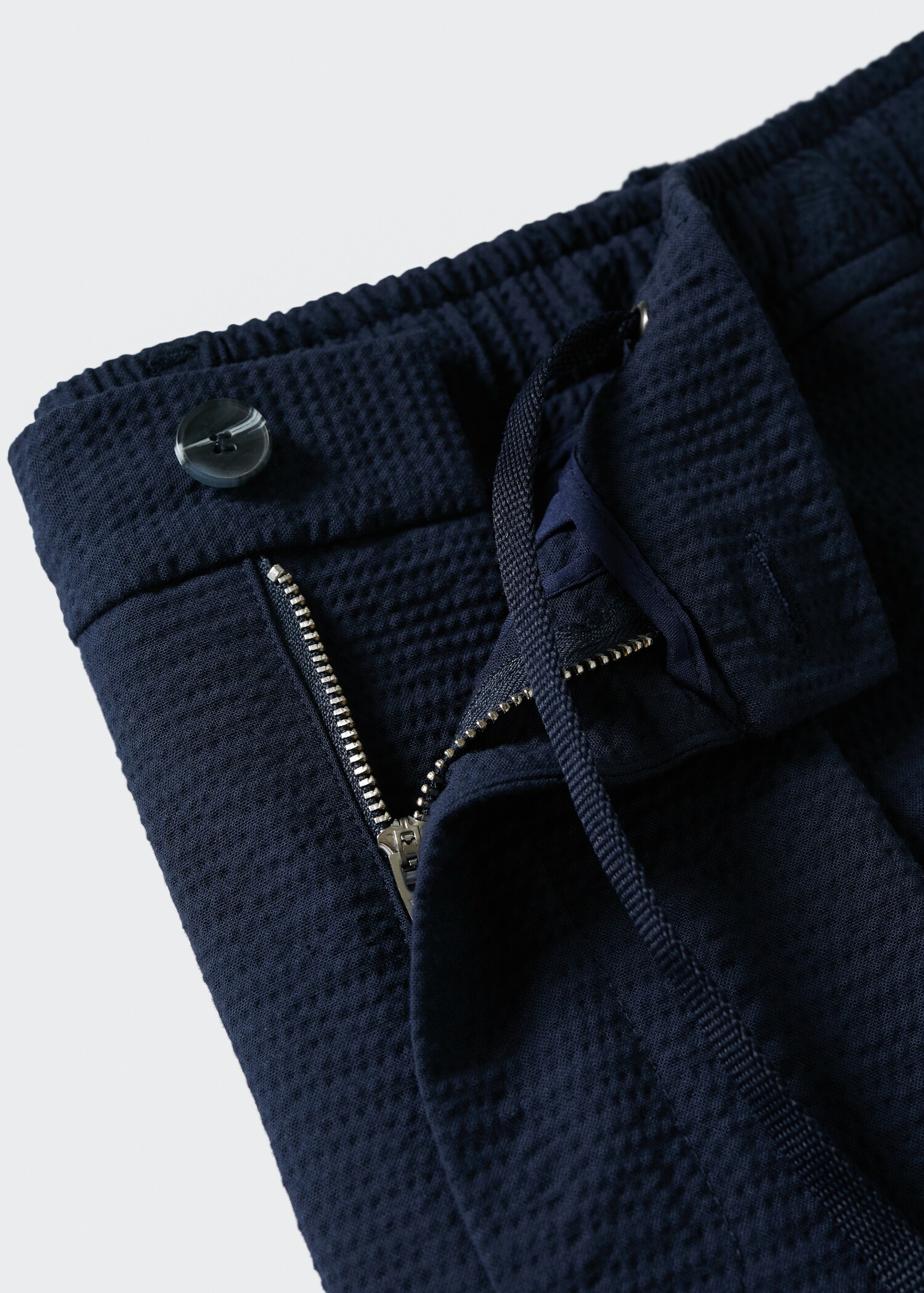 Pantalón pinzas efecto seersucker - Detalle del artículo 8