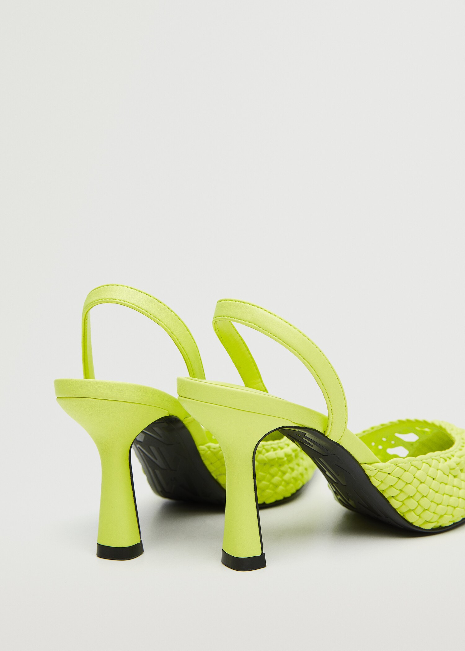 Gevlochten schoenen met hakken - Detail van het artikel 2