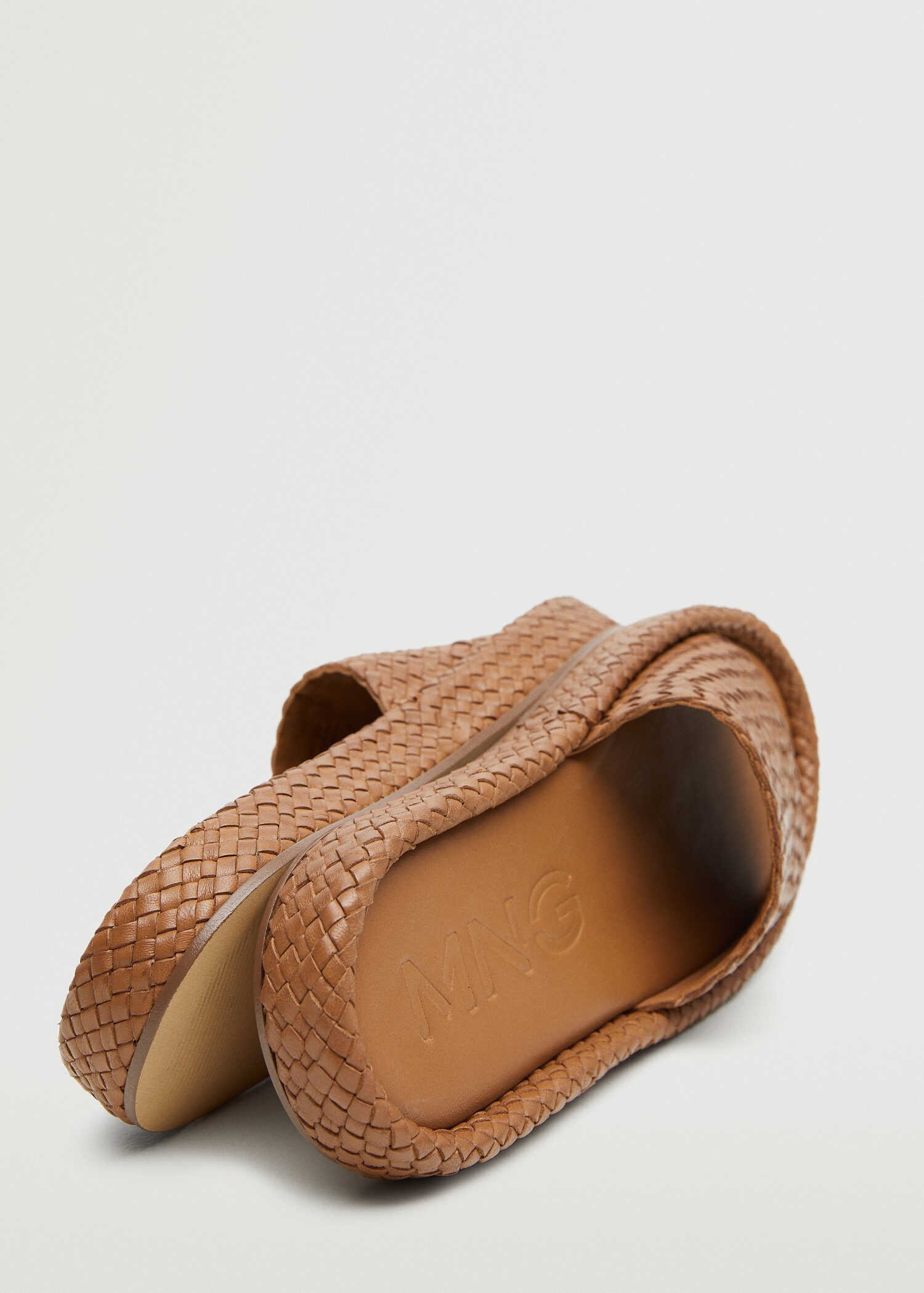 Leather braided sandals - Details of the article 4
