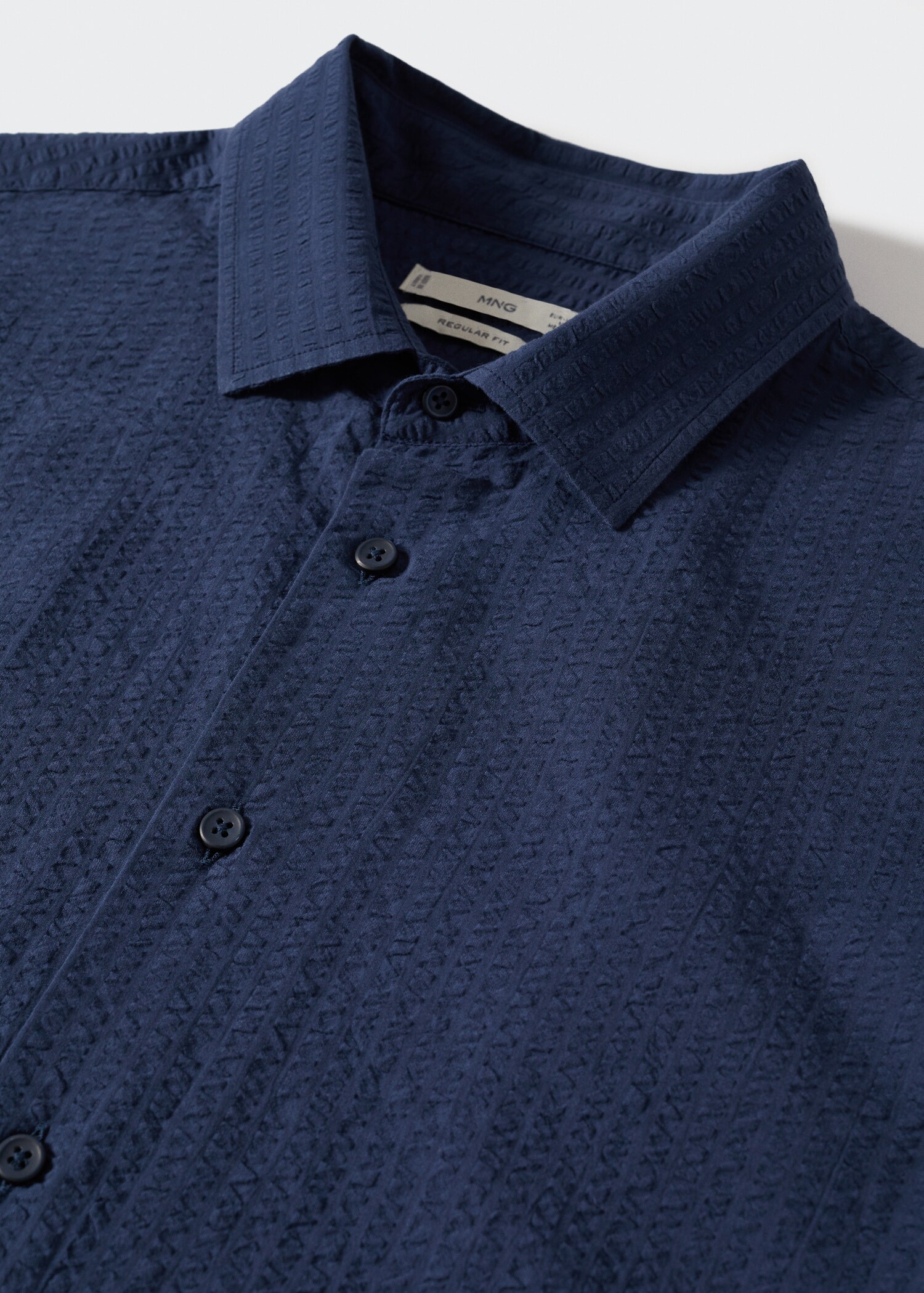 Cotton seersucker shirt - Details of the article 8