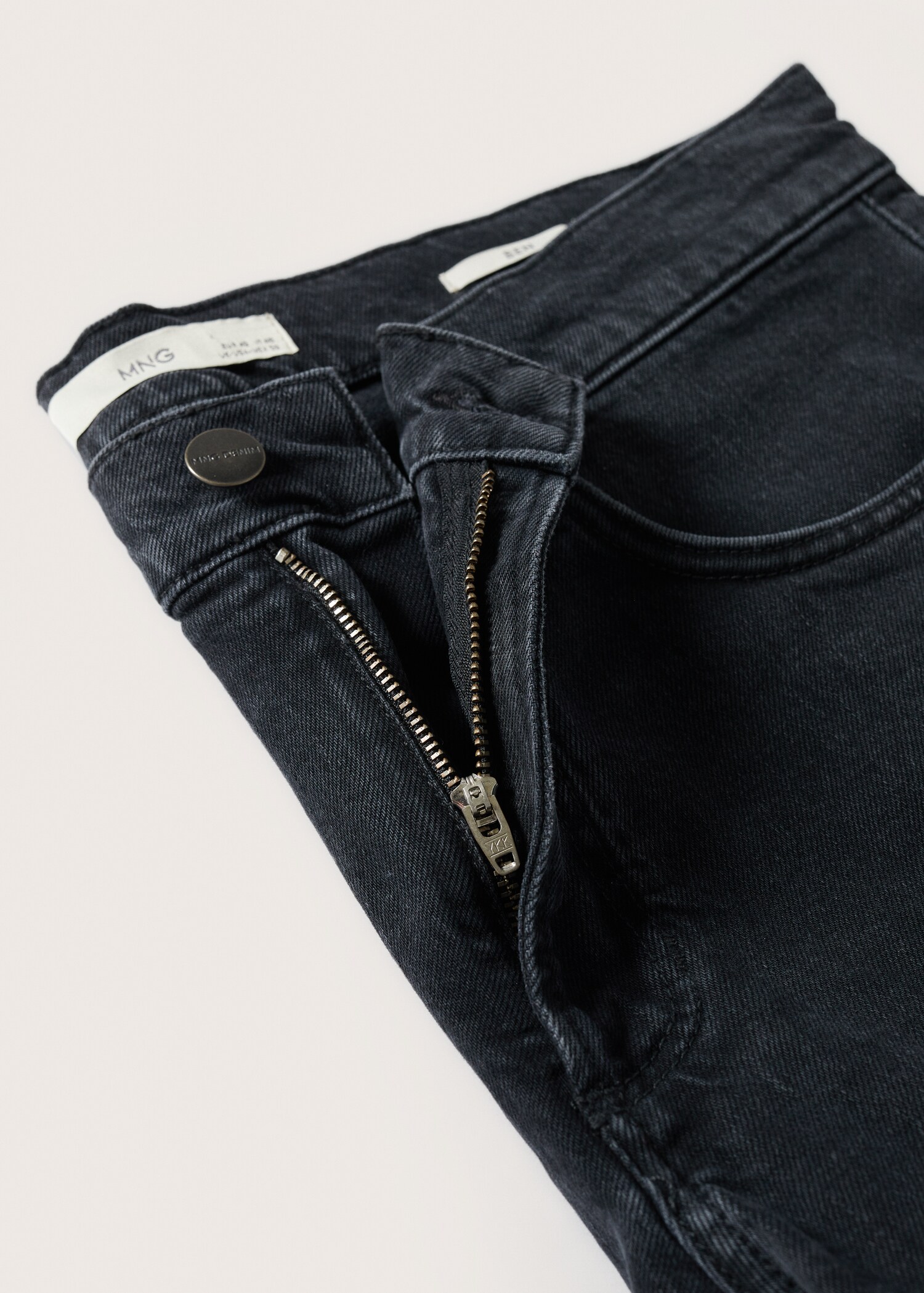 Ben tapered cropped jeans - Details of the article 8