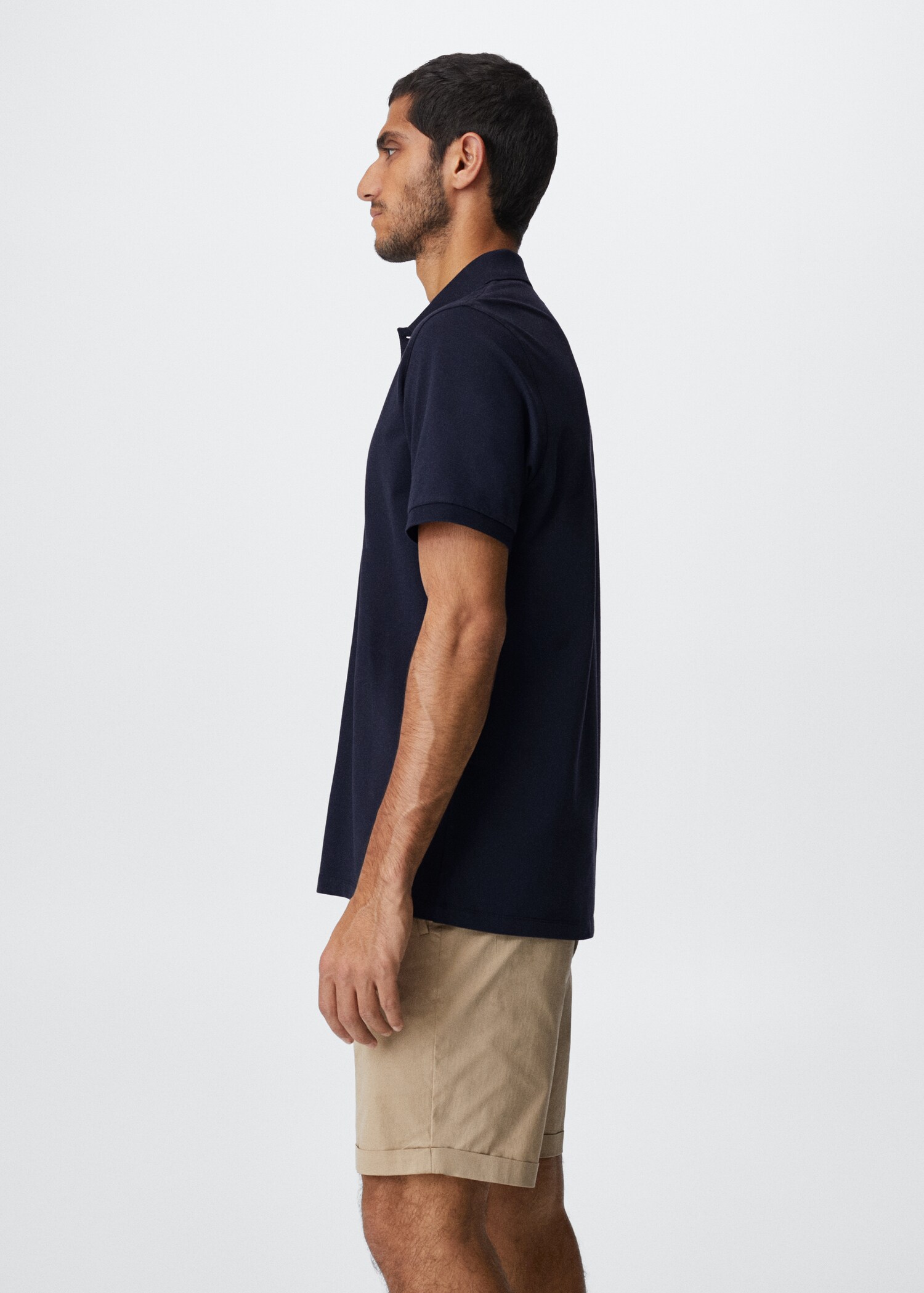 Lightweight piqué polo shirt - Details of the article 2