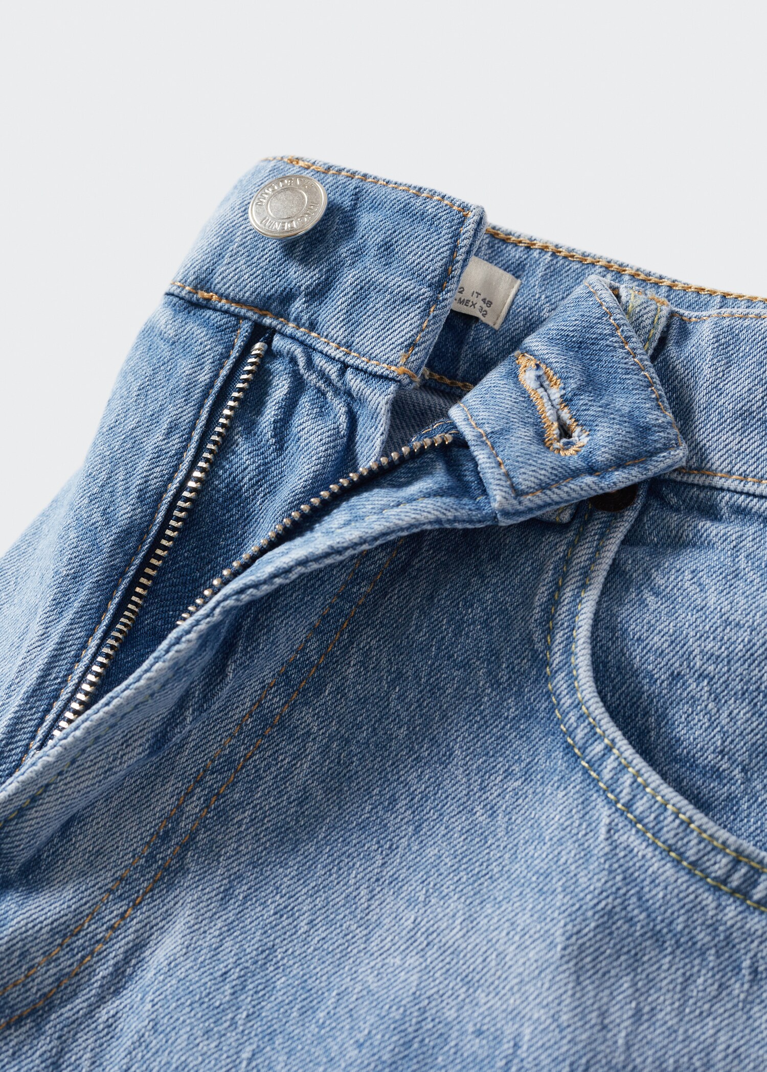 Regular-fit denim bermuda shorts - Details of the article 8