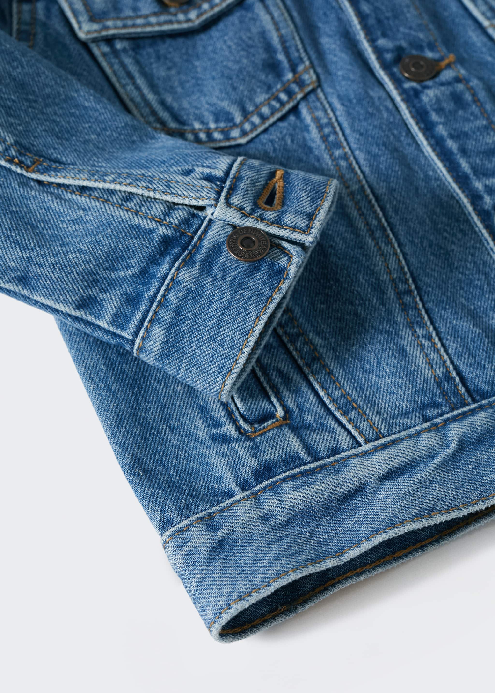Pockets denim jacket - Details of the article 8