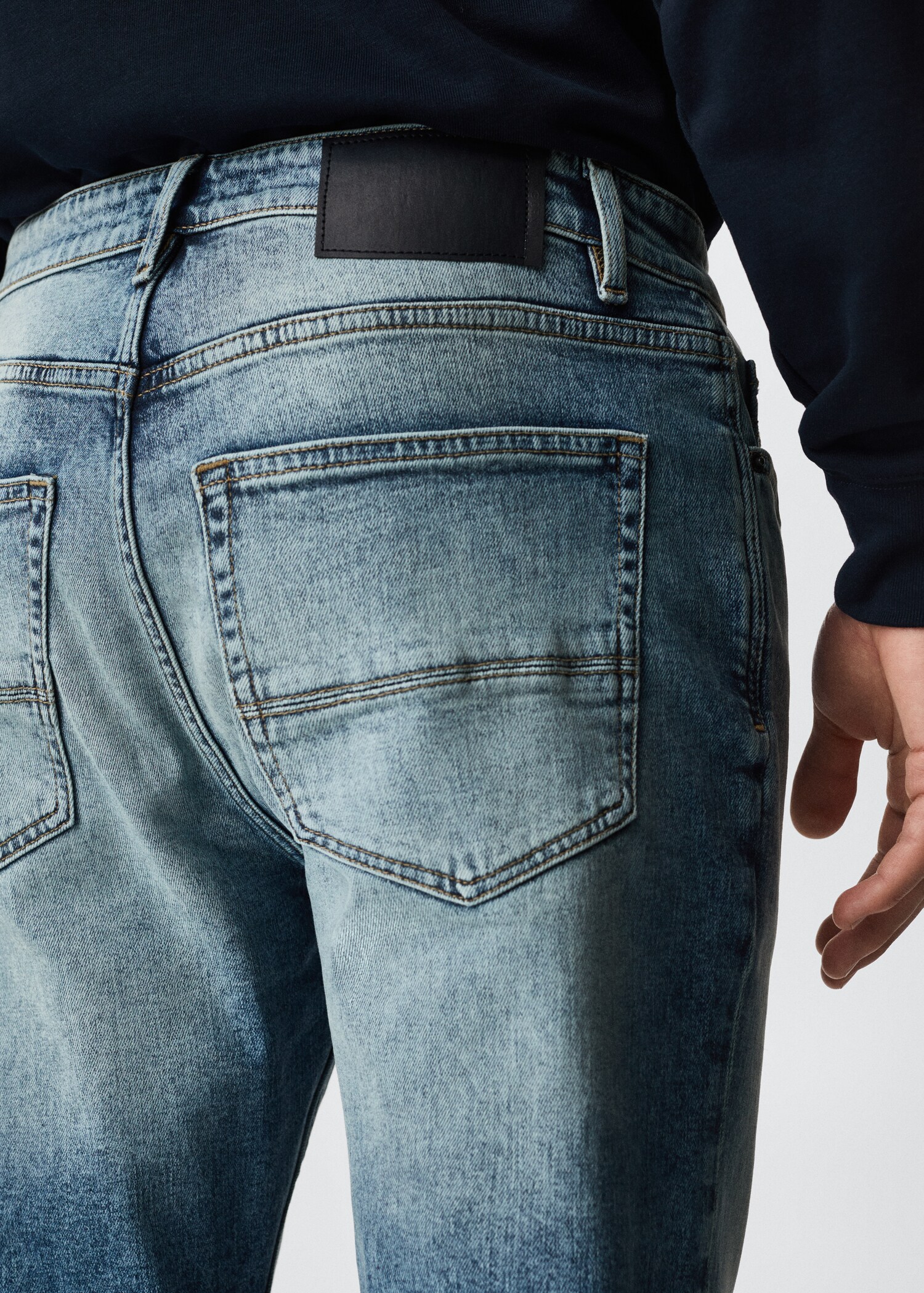 Jeans Tom tapered fit - Pormenor do artigo 3