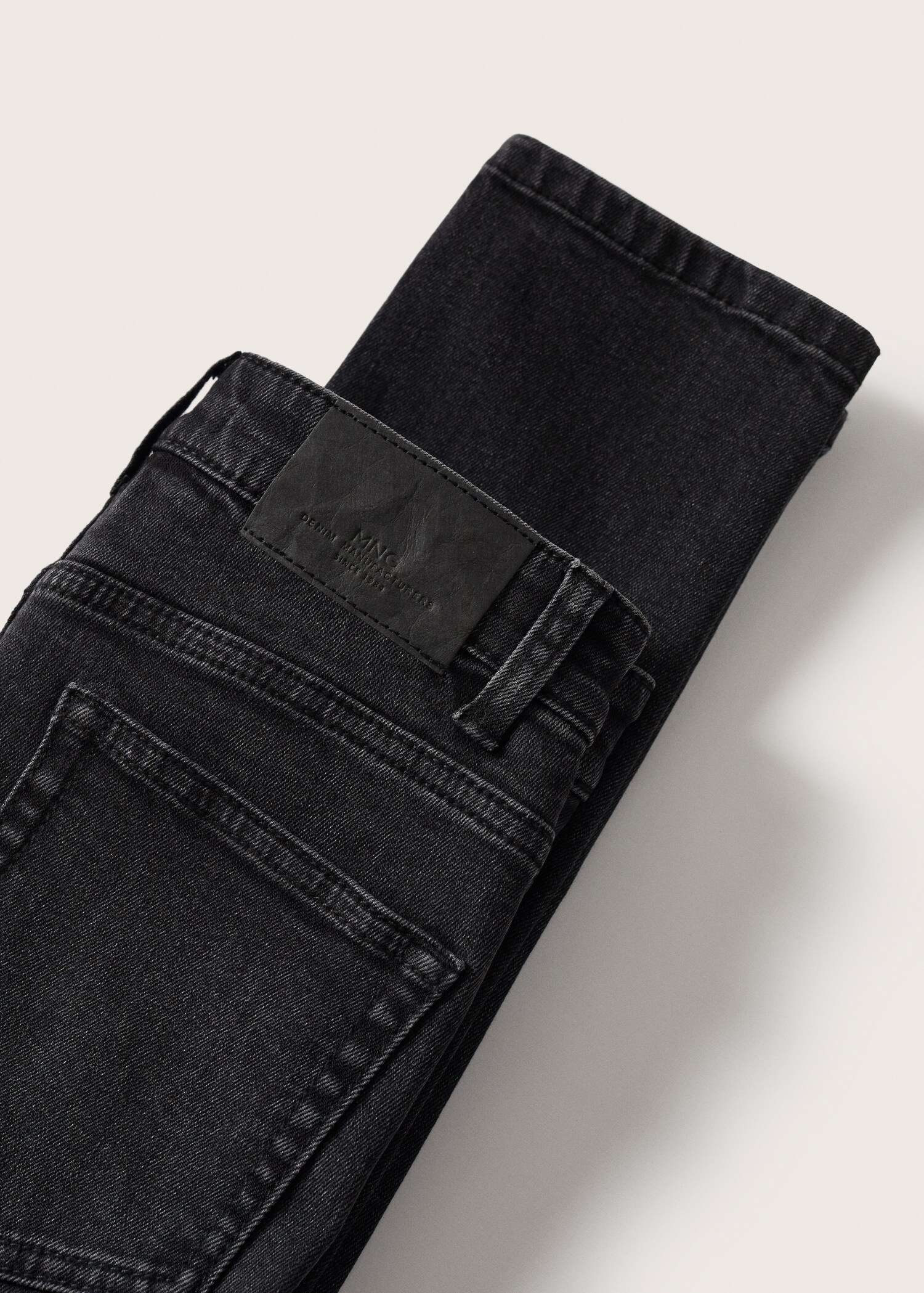 Slim-fit jeans - Details of the article 8