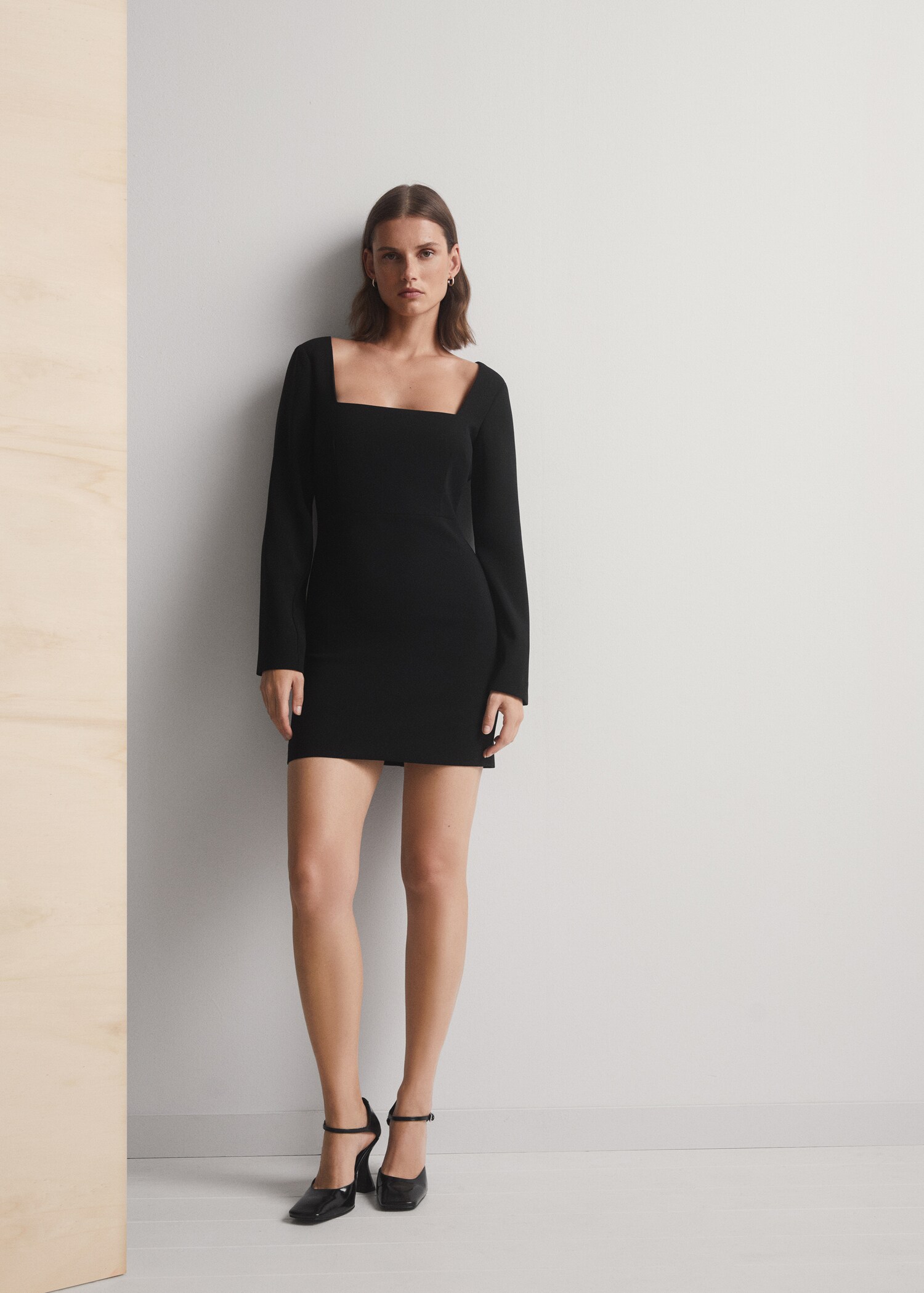 Fitted dress - Details of the article 6
