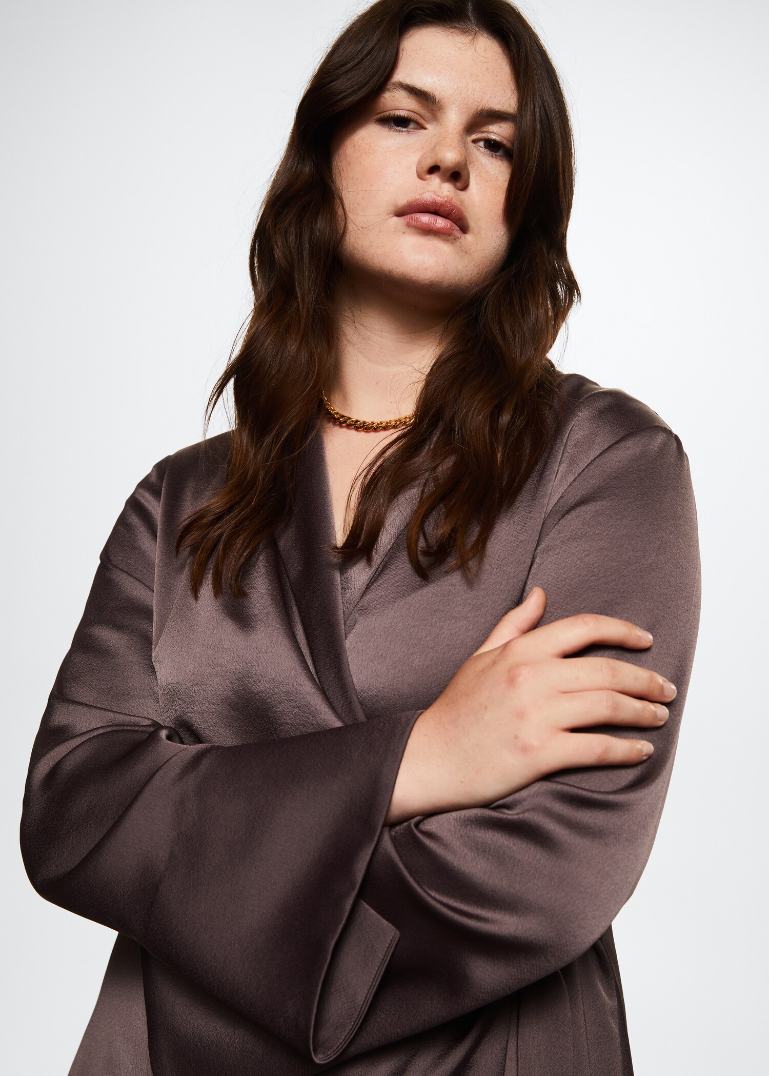 Satin shirt dress - Details of the article 4