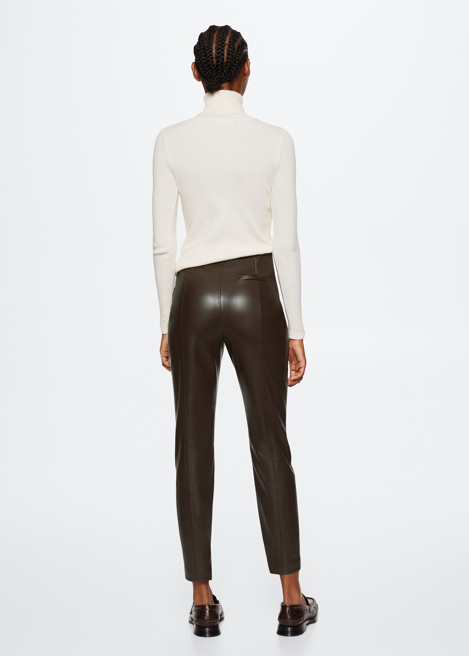 Leather-effect leggings with split hems - Reverse of the article