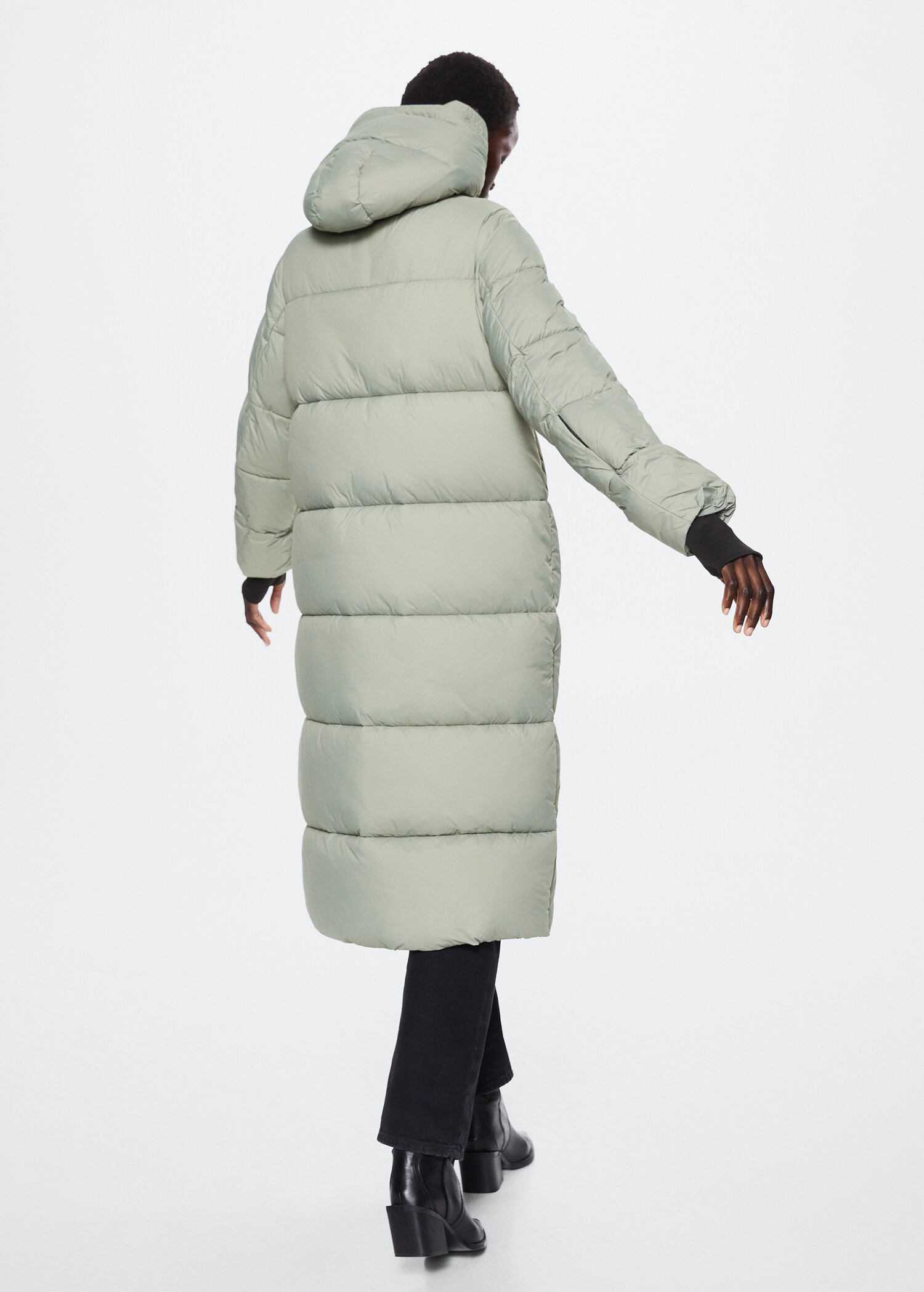 Quilted long coat - Reverse of the article