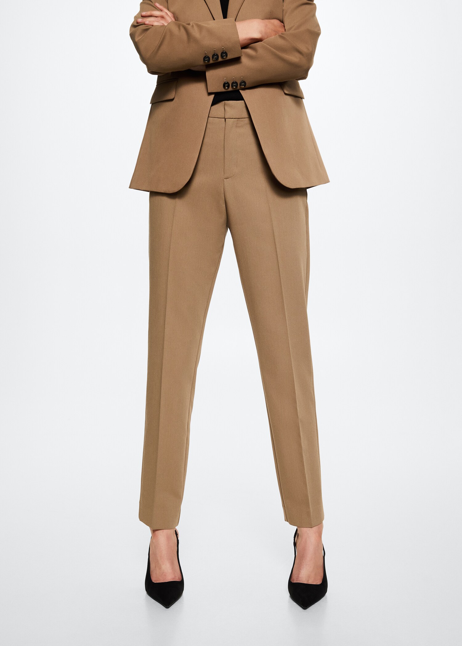 Pantalón traje pinzas - Plano medio