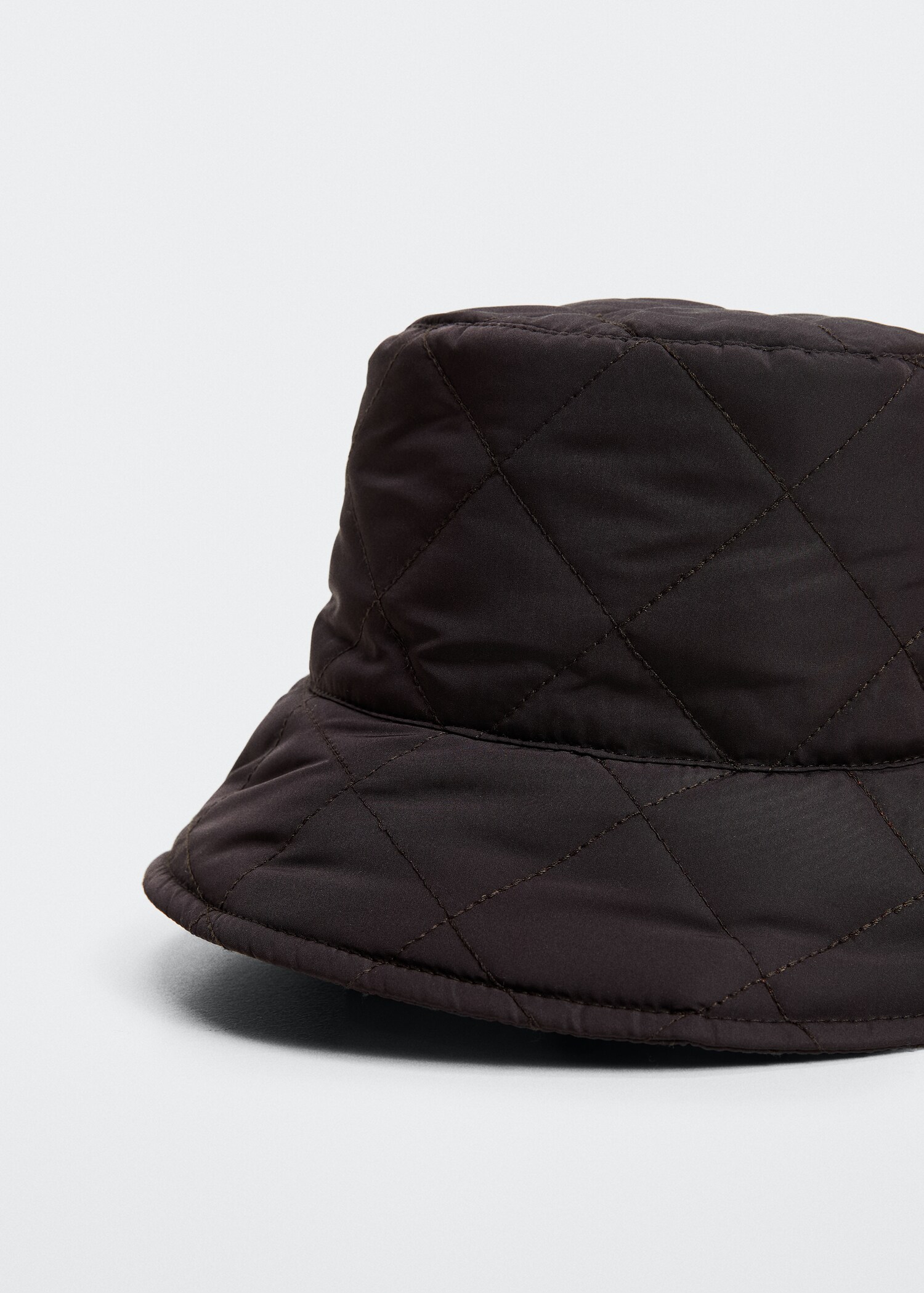 Gorra bucket embuatada - Pla mig