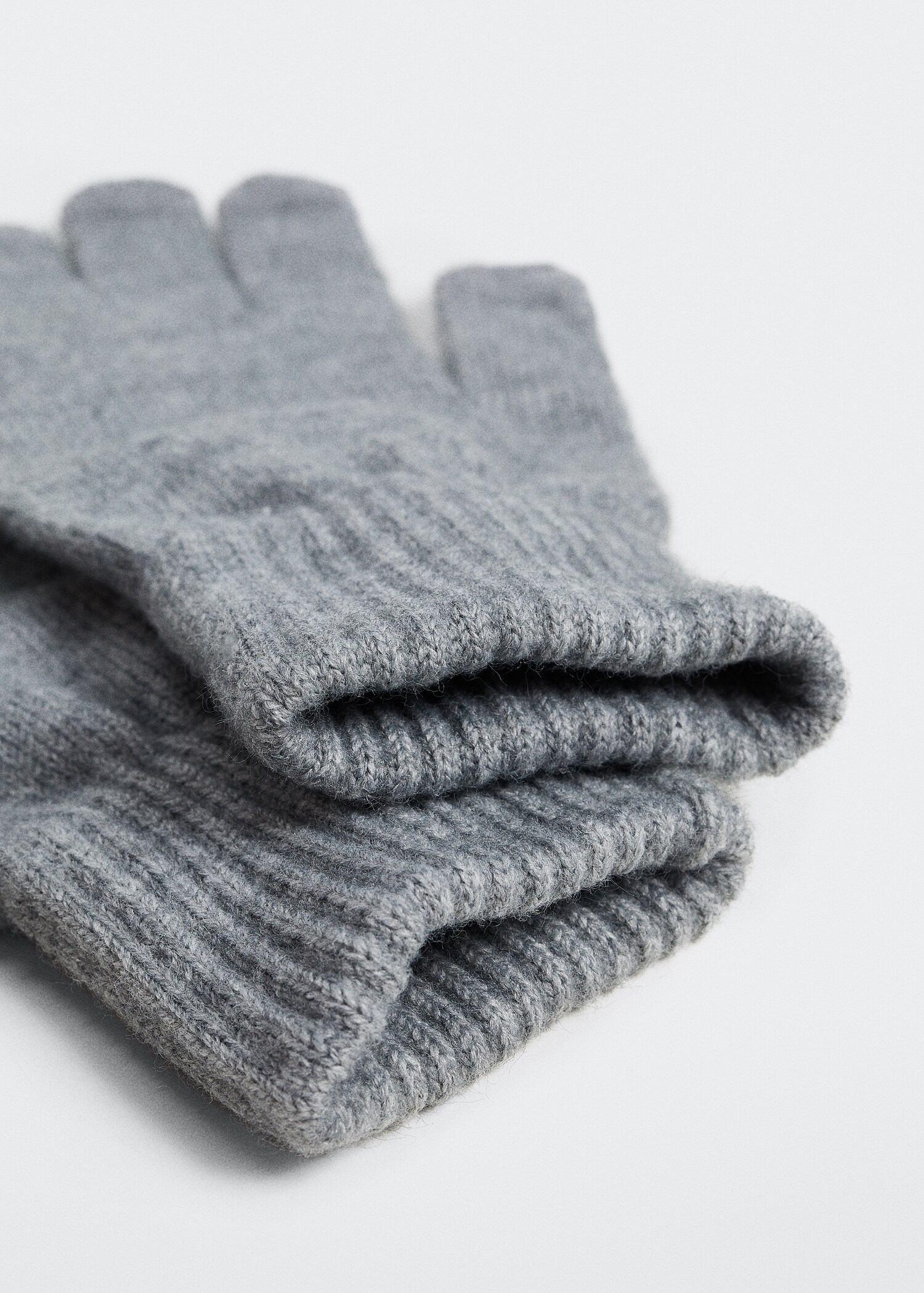 Touchscreen knitted gloves - Details of the article 2