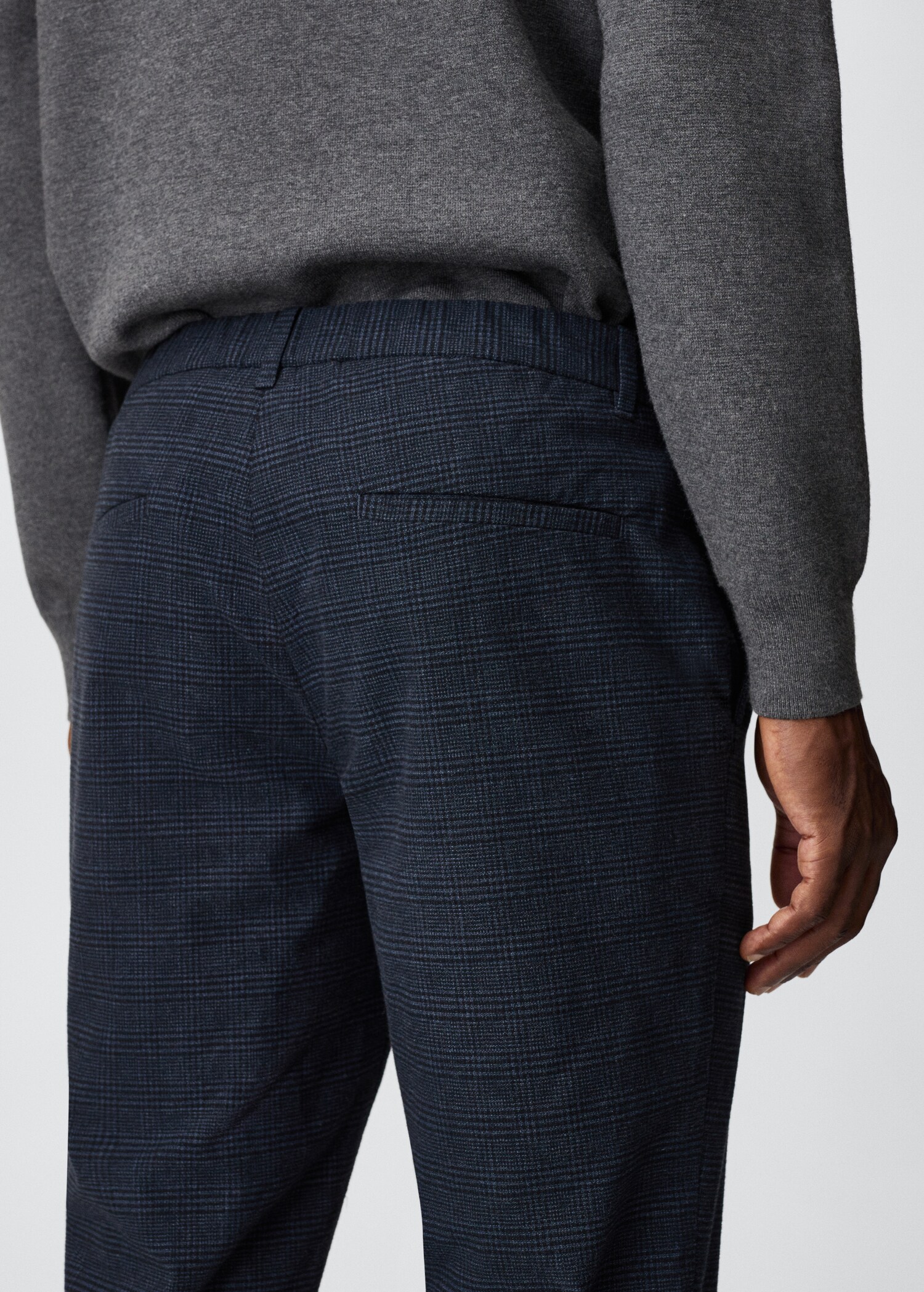 Pantalon slim fit à carreaux en coton - Détail de l'article 4