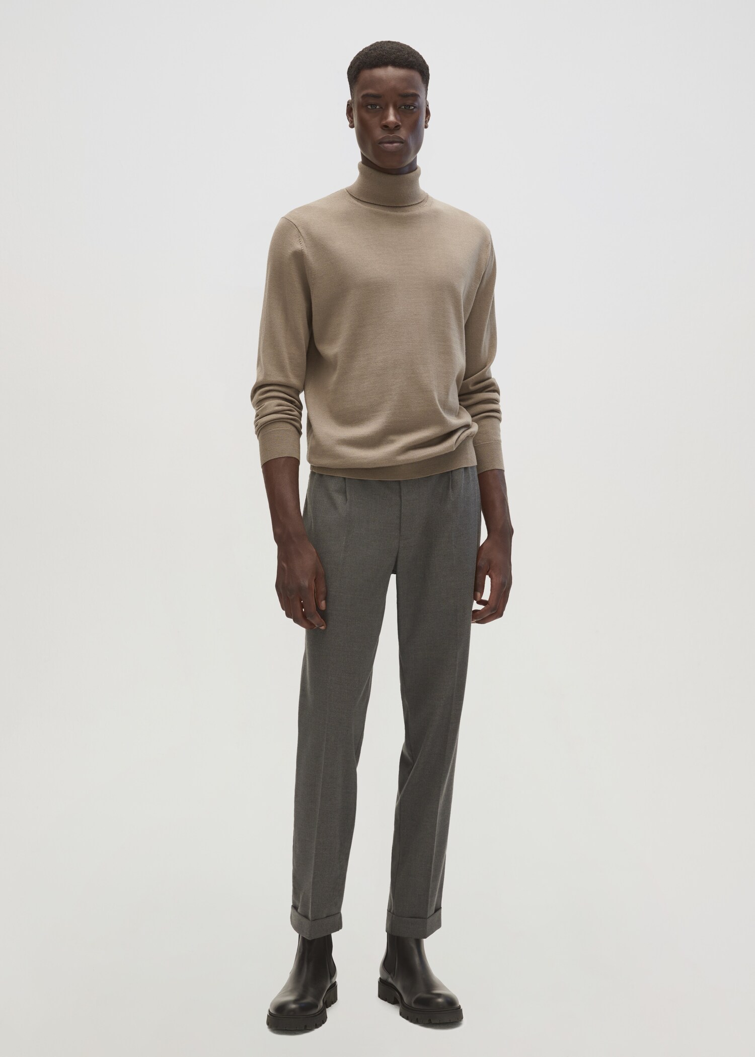 Turtleneck wool sweater - Details of the article 7