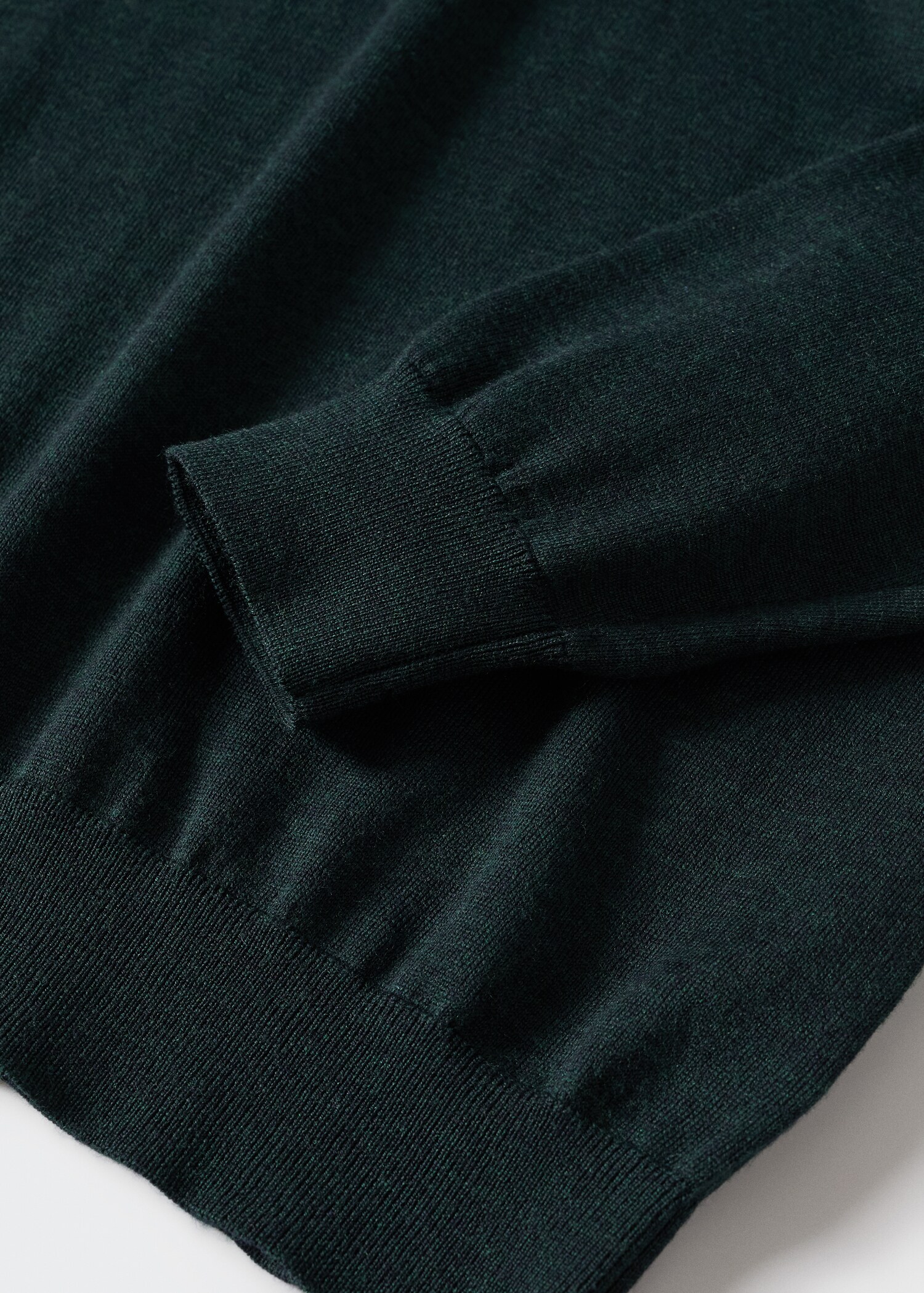 Turtleneck wool sweater - Details of the article 8