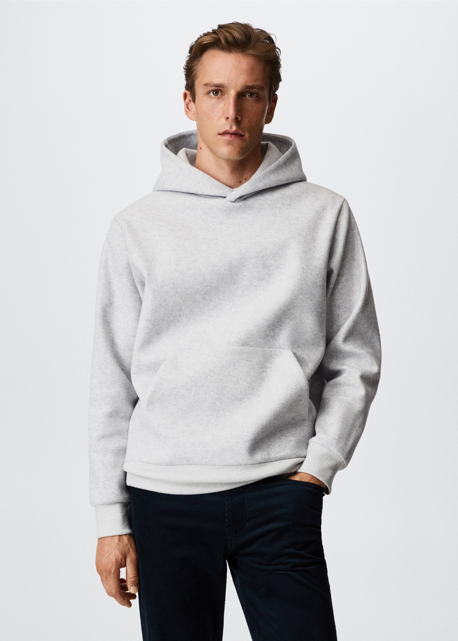 Sweat-shirt capuche texture - Plan moyen
