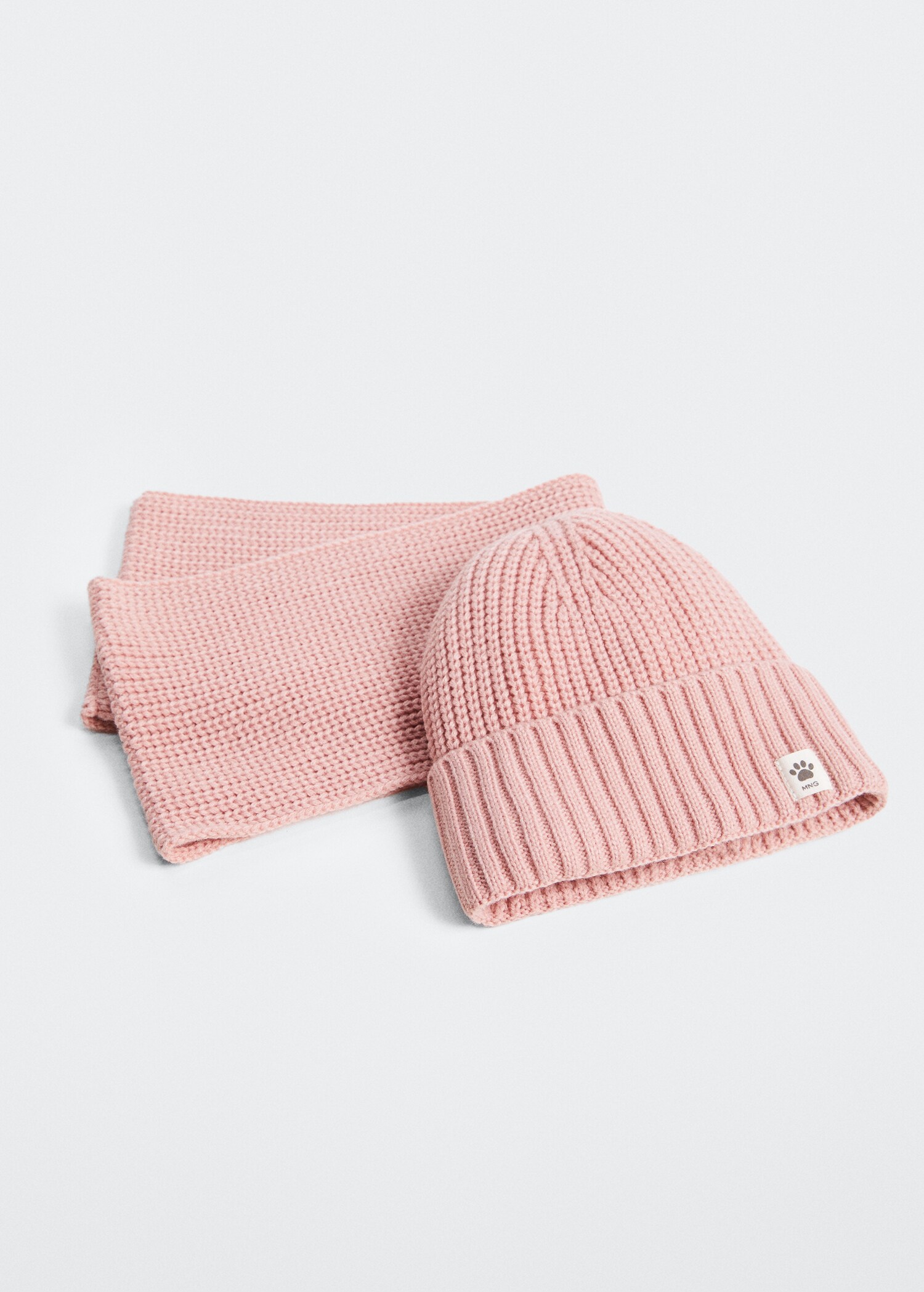 Knitted braided hat - Details of the article 3