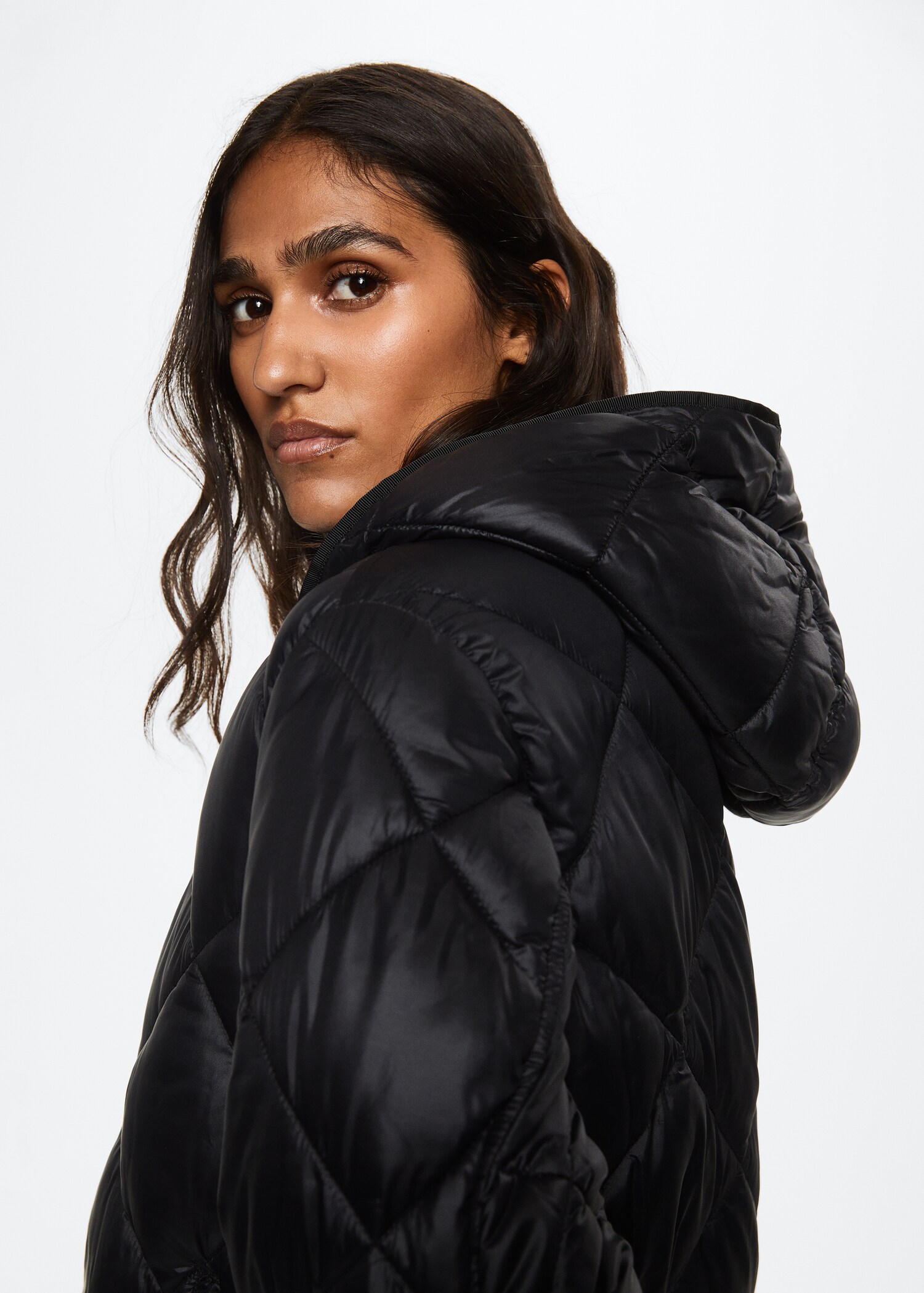 Hood quilted coat - Details of the article 1