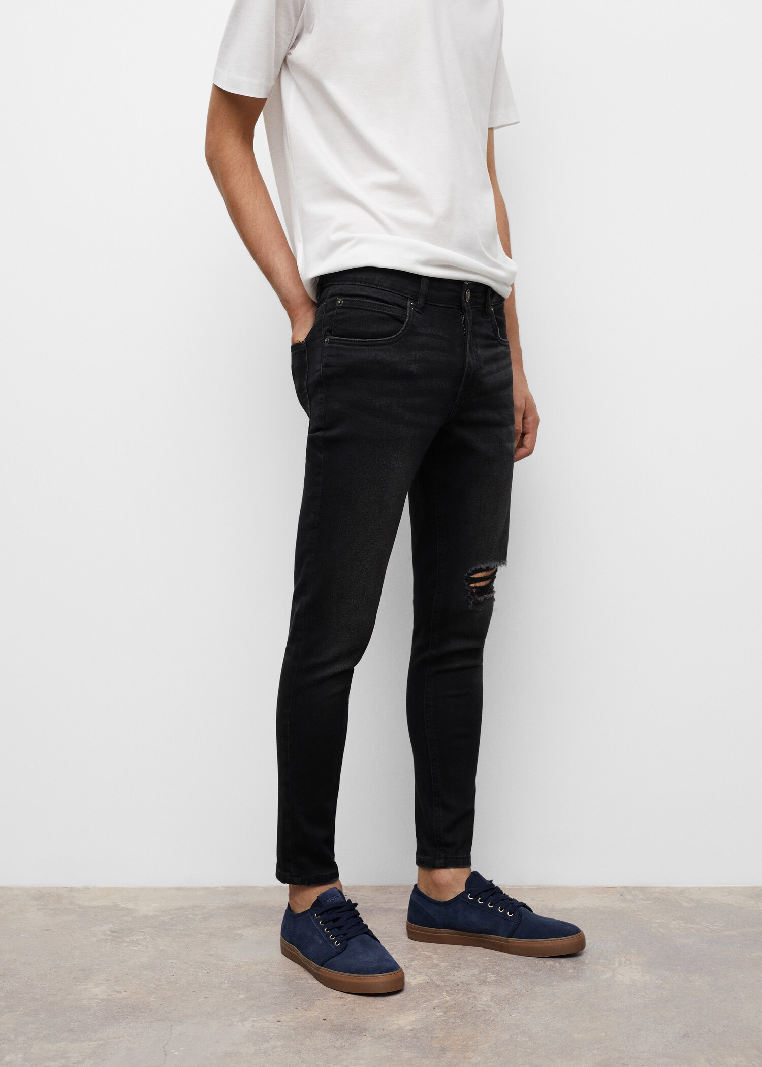 Ripped details skinny-fit jeans - Details of the article 6
