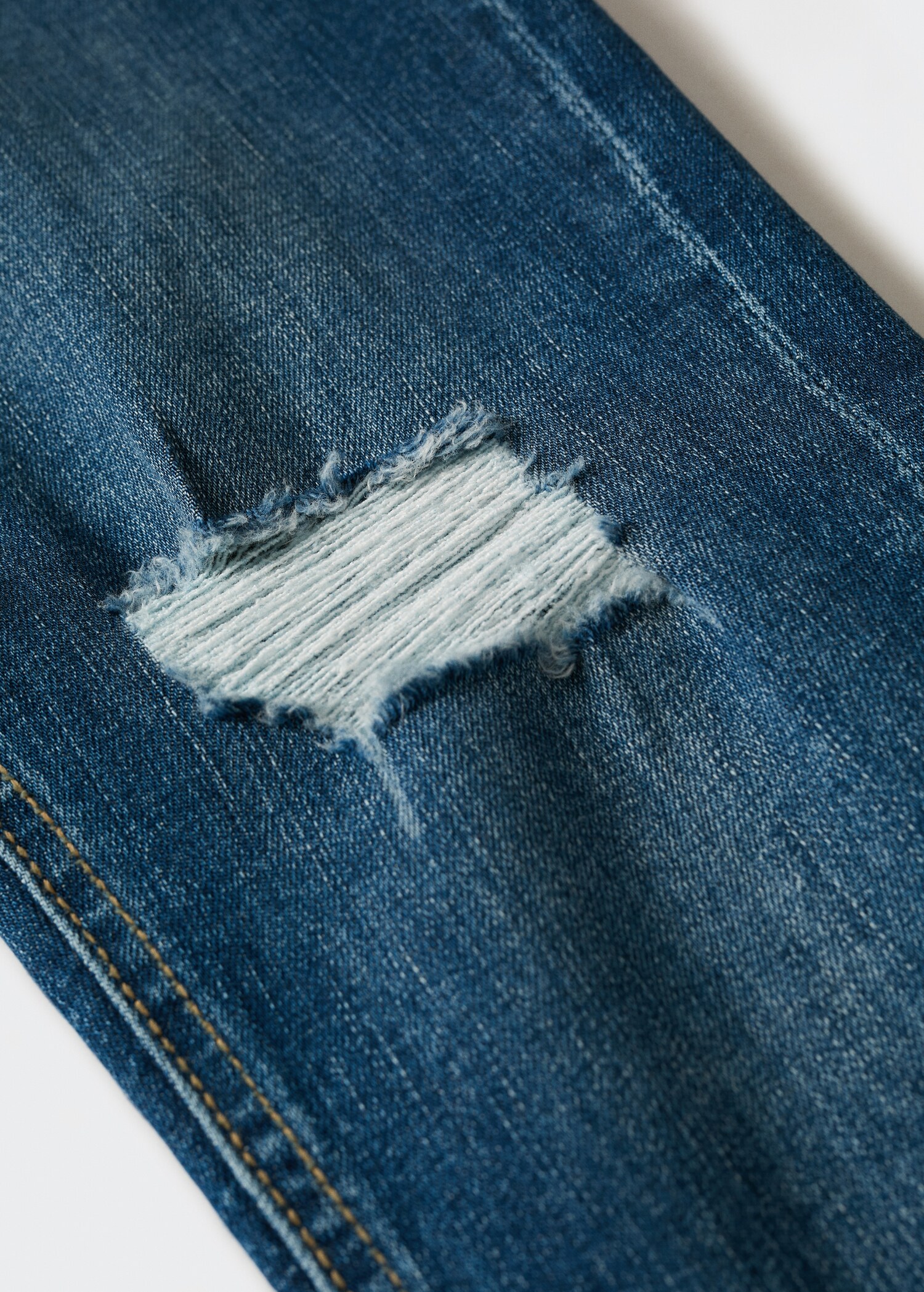 Ripped details skinny-fit jeans - Details of the article 8