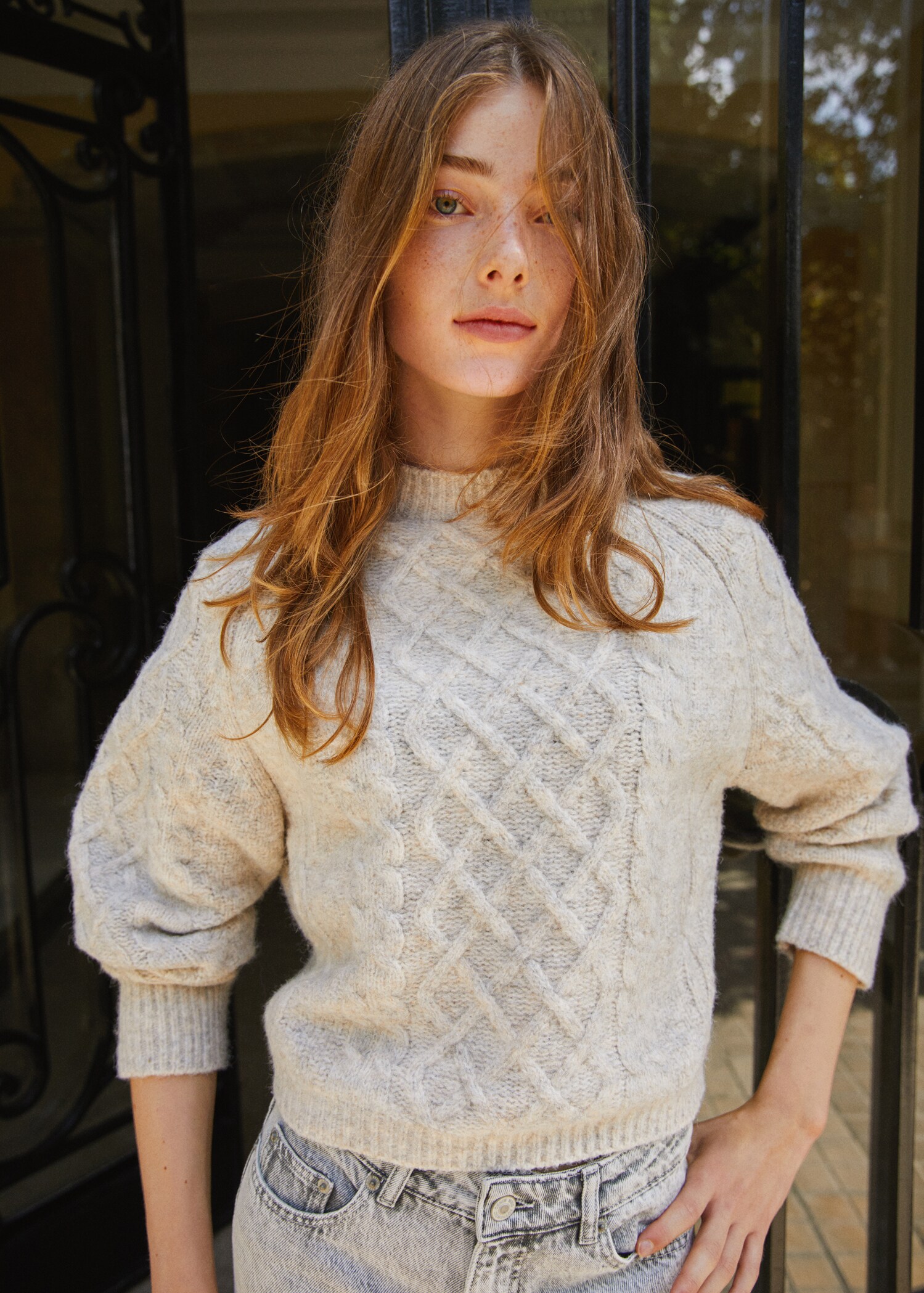 Cable-knit sweater - Details of the article 5