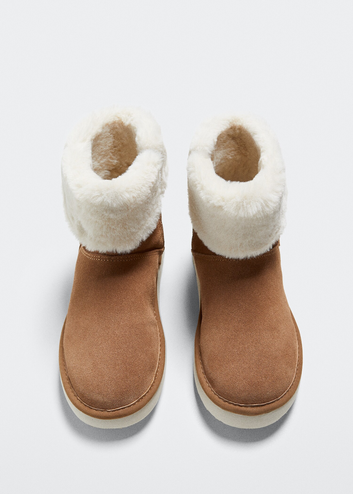 Shearling-lined ankle boots - Details of the article 4