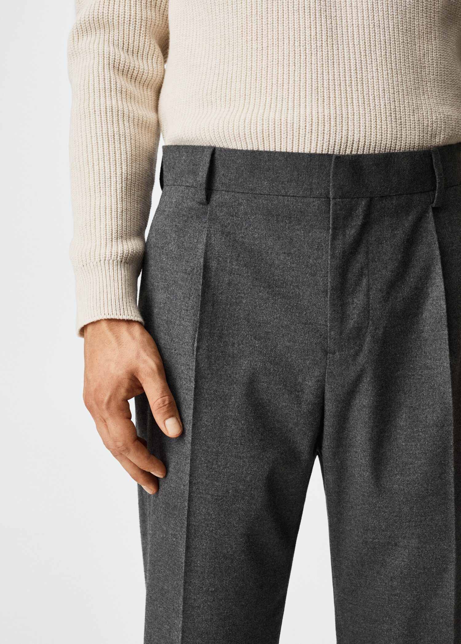  Suit trousers - Details of the article 2