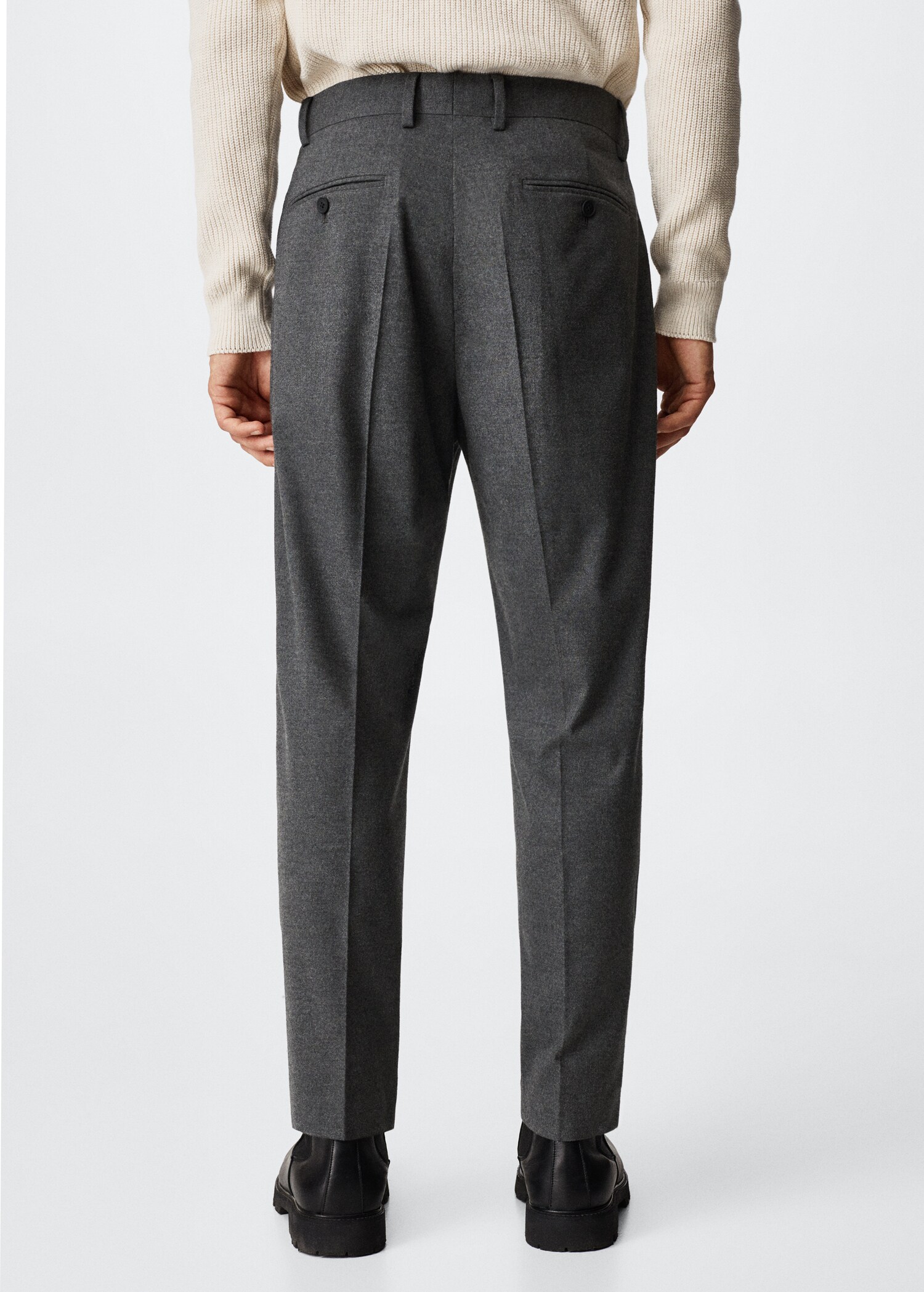  Suit trousers - Reverse of the article