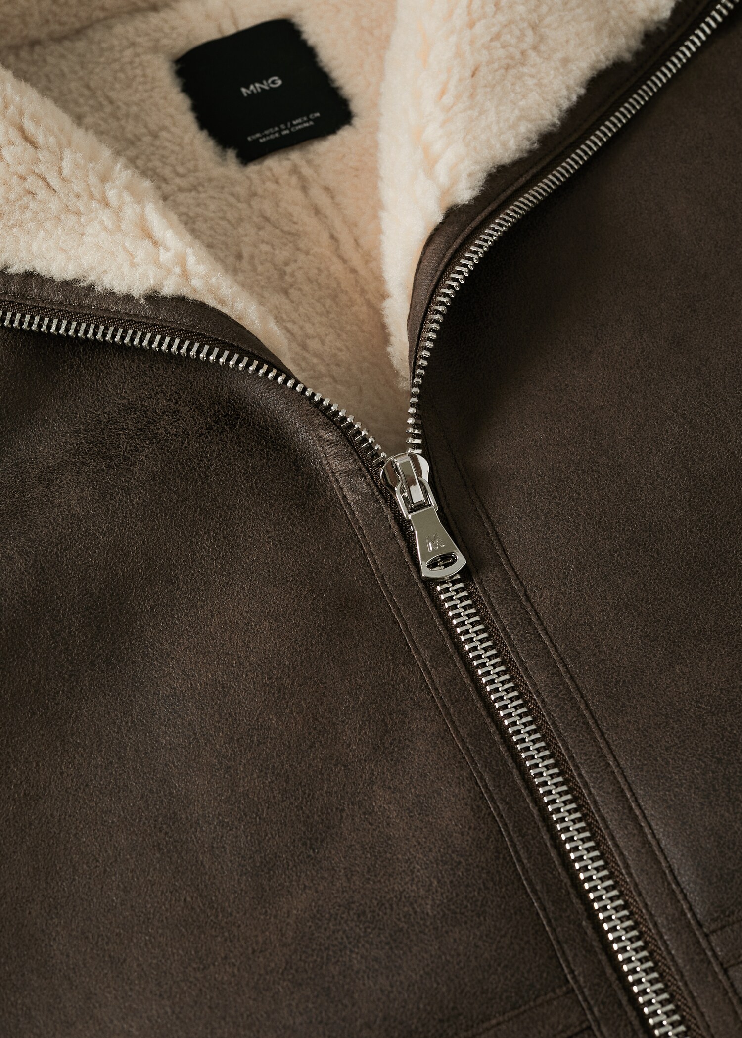 Chaqueta engomada - Detalle del artículo 8