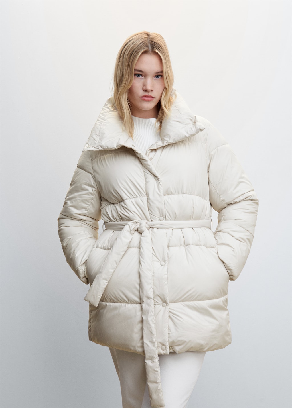 Belt quilted coat