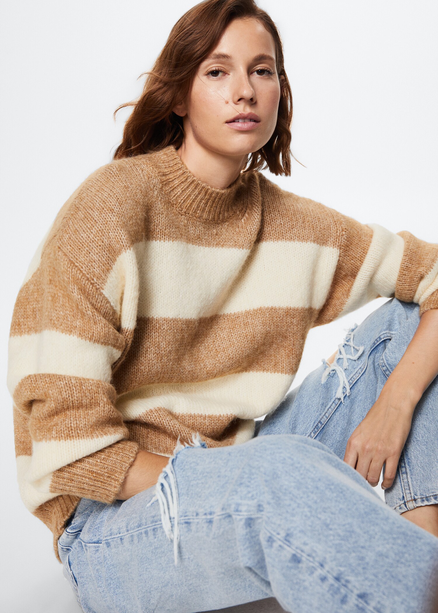 Oversized striped sweater - Details of the article 2