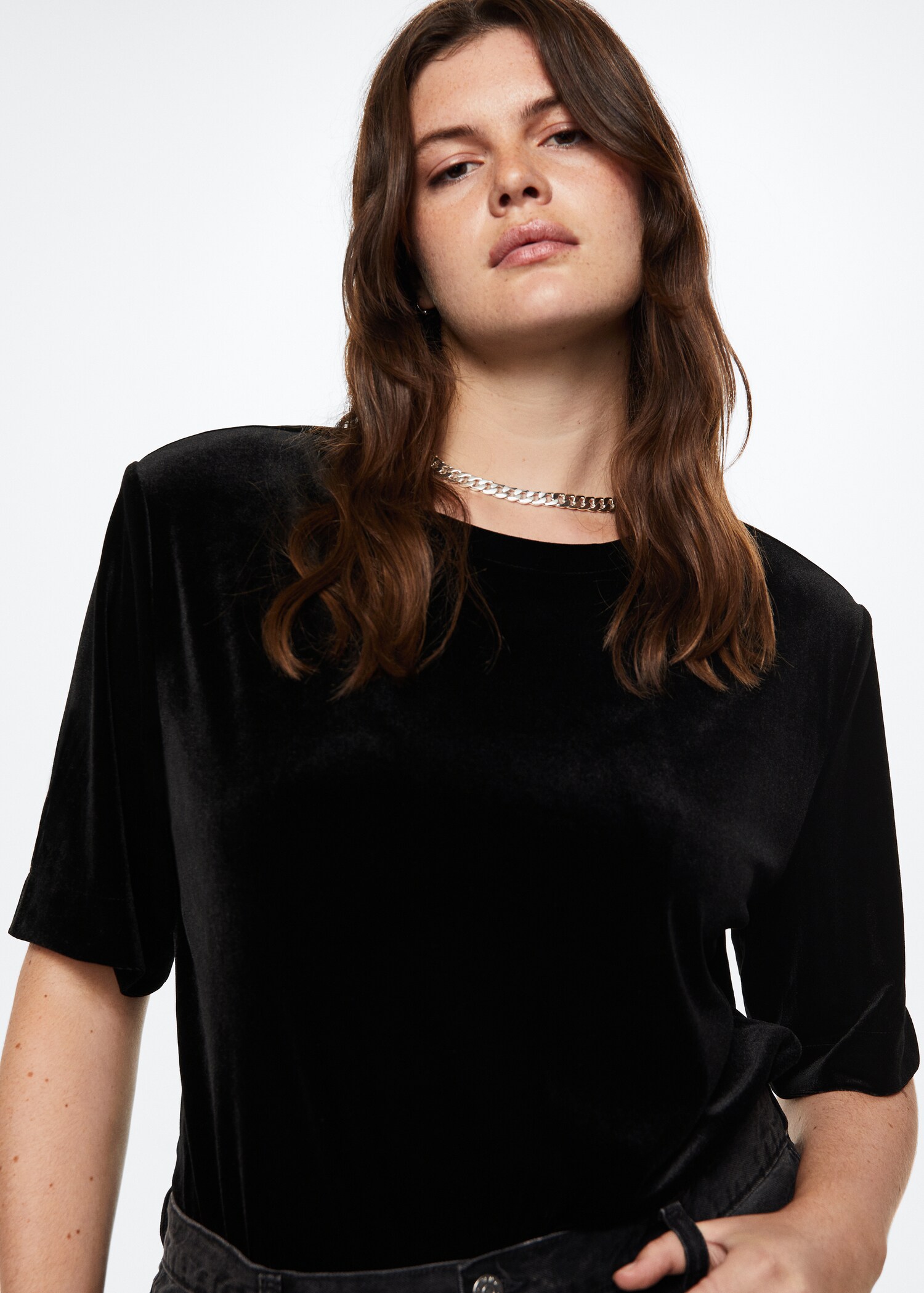 Samt-T-Shirt mit Schulterpolstern - Detail des Artikels 5