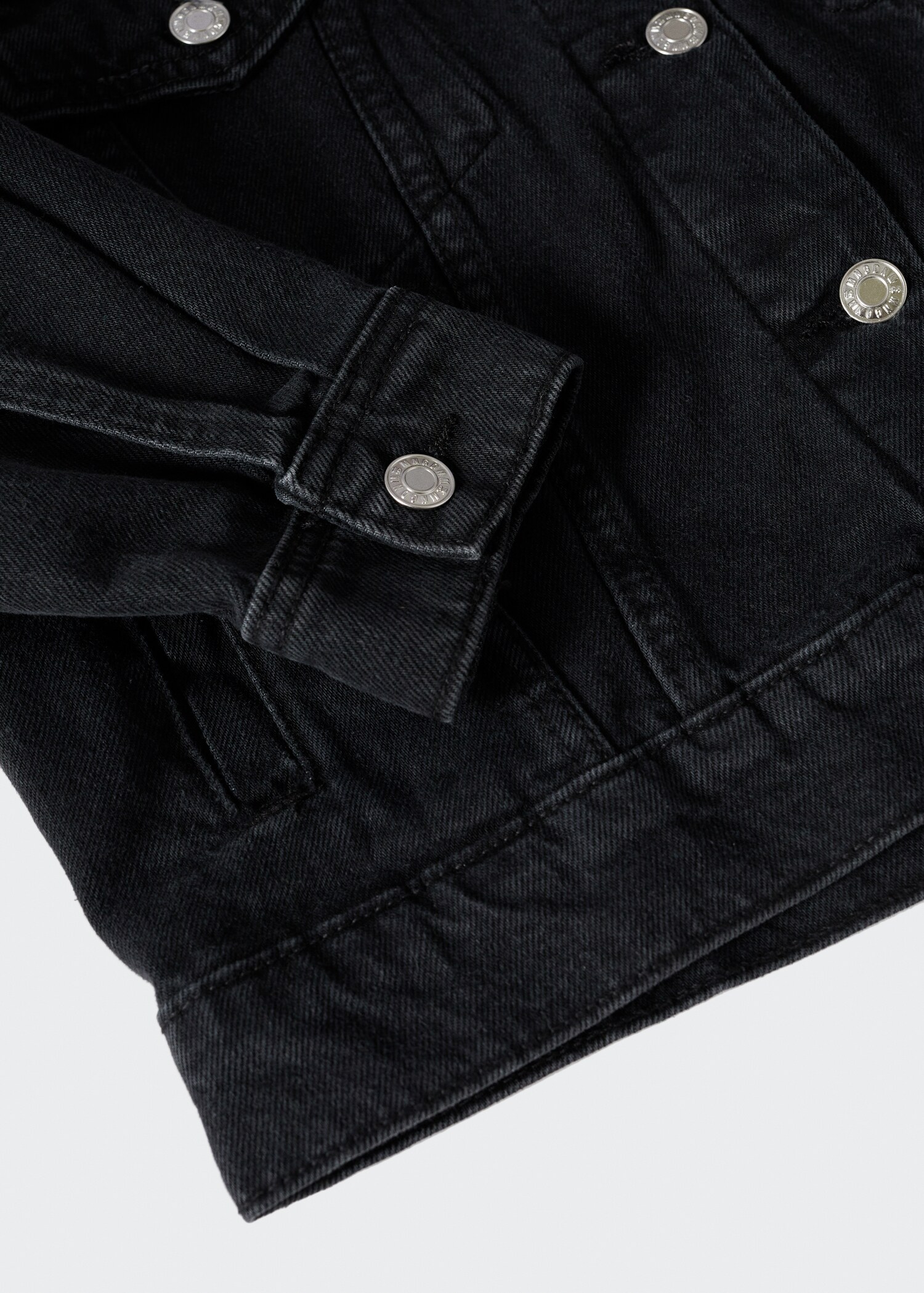 Jeansjacke mit Taschen - Detail des Artikels 8