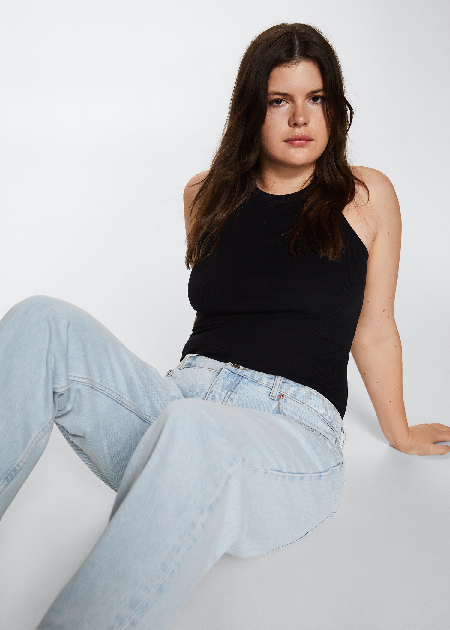 High-waist cropped straight jeans - Details of the article 5